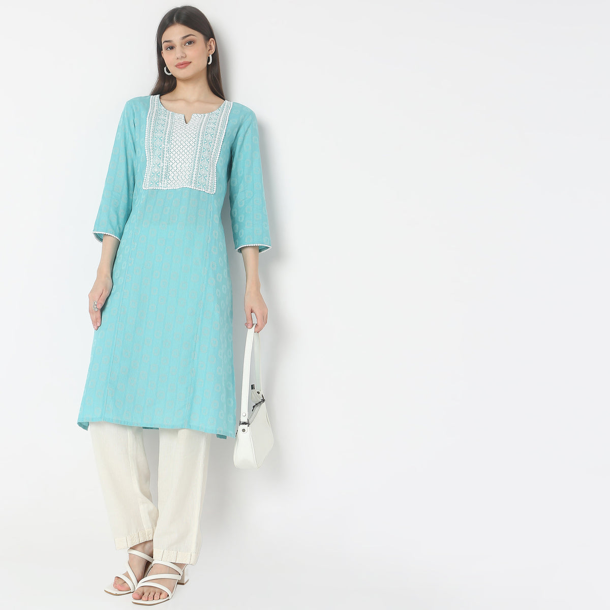 Straight Fit Embroidered Kurta