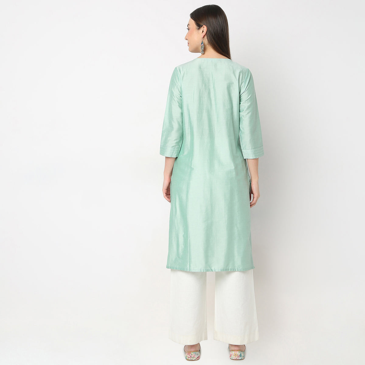 Regular Fit Solid Kurta