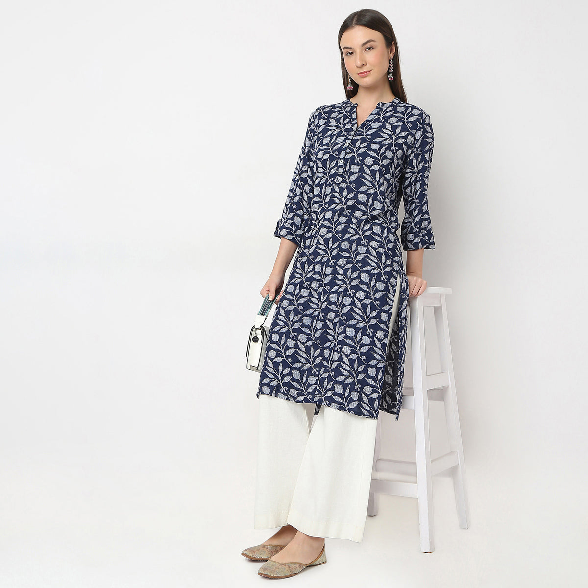 Straight Fit Printed Kurta