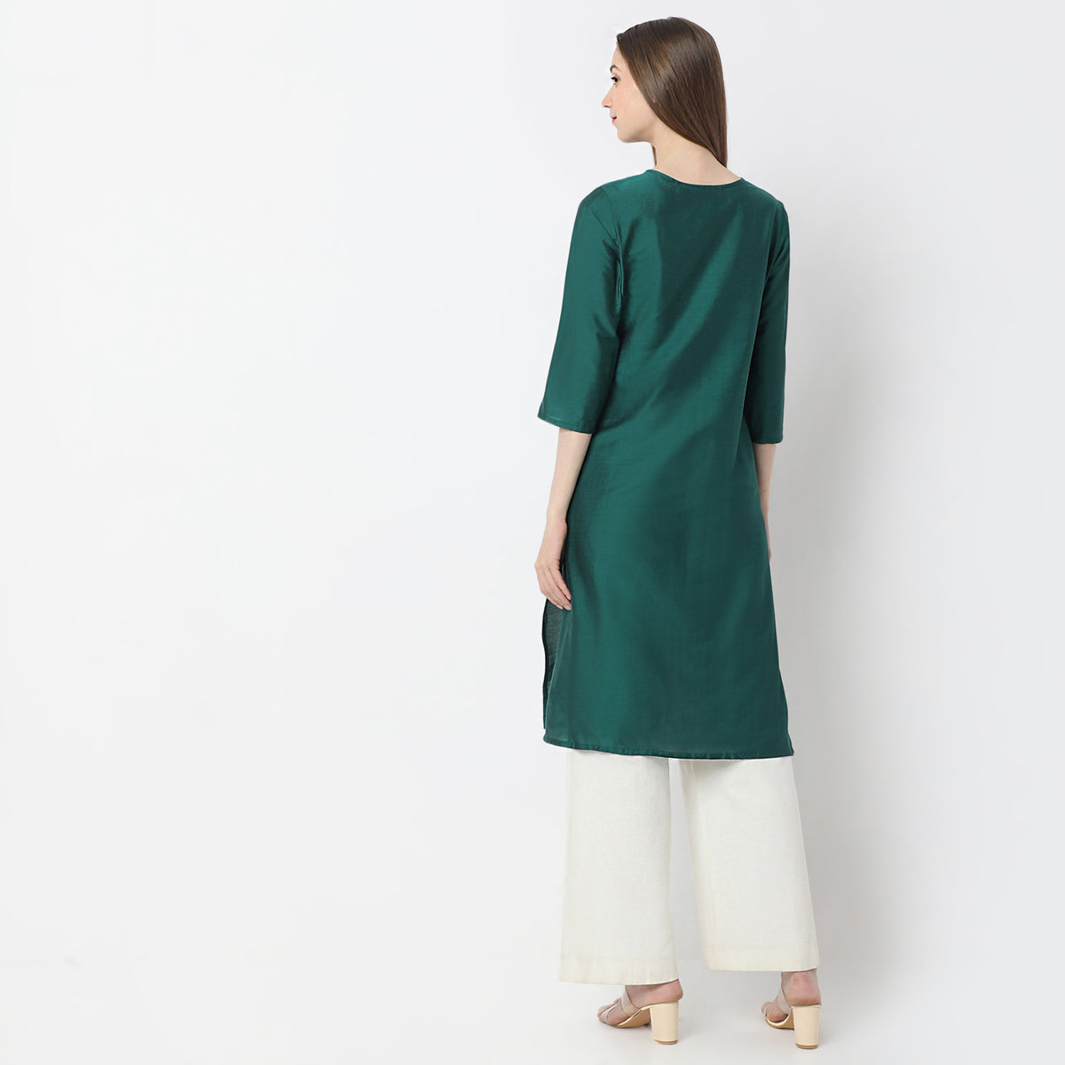 Embroidered Below Knee V-Neck Straight Fit Table Kurta