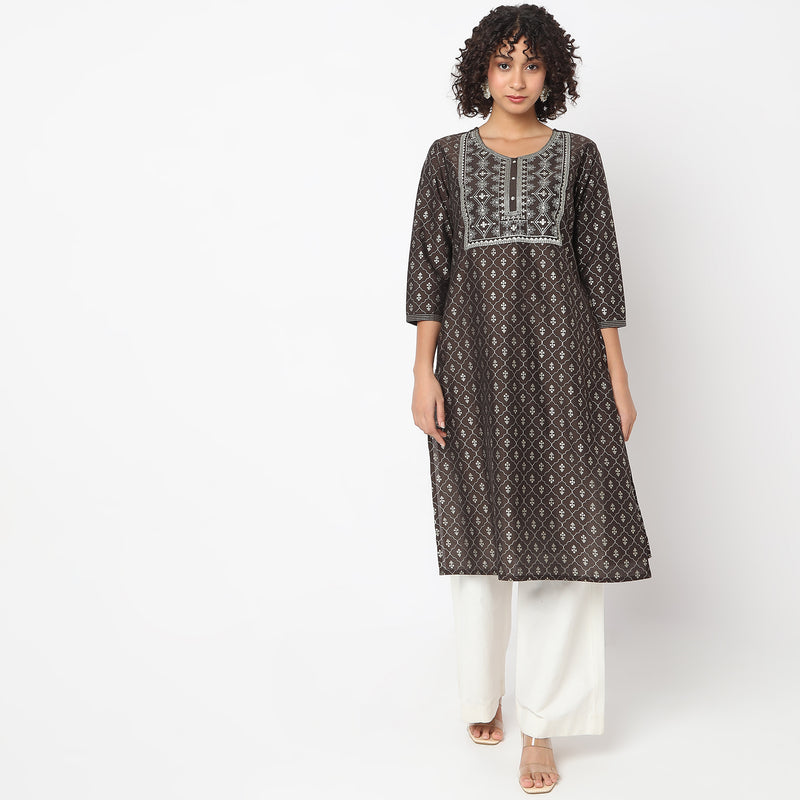 Straight Fit Printed Kurta