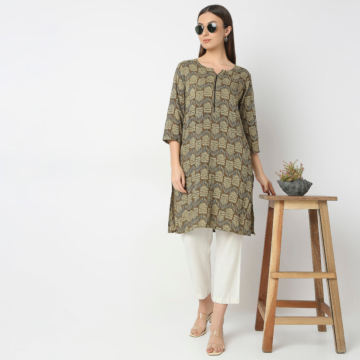 Straight Fit Printed Kurta