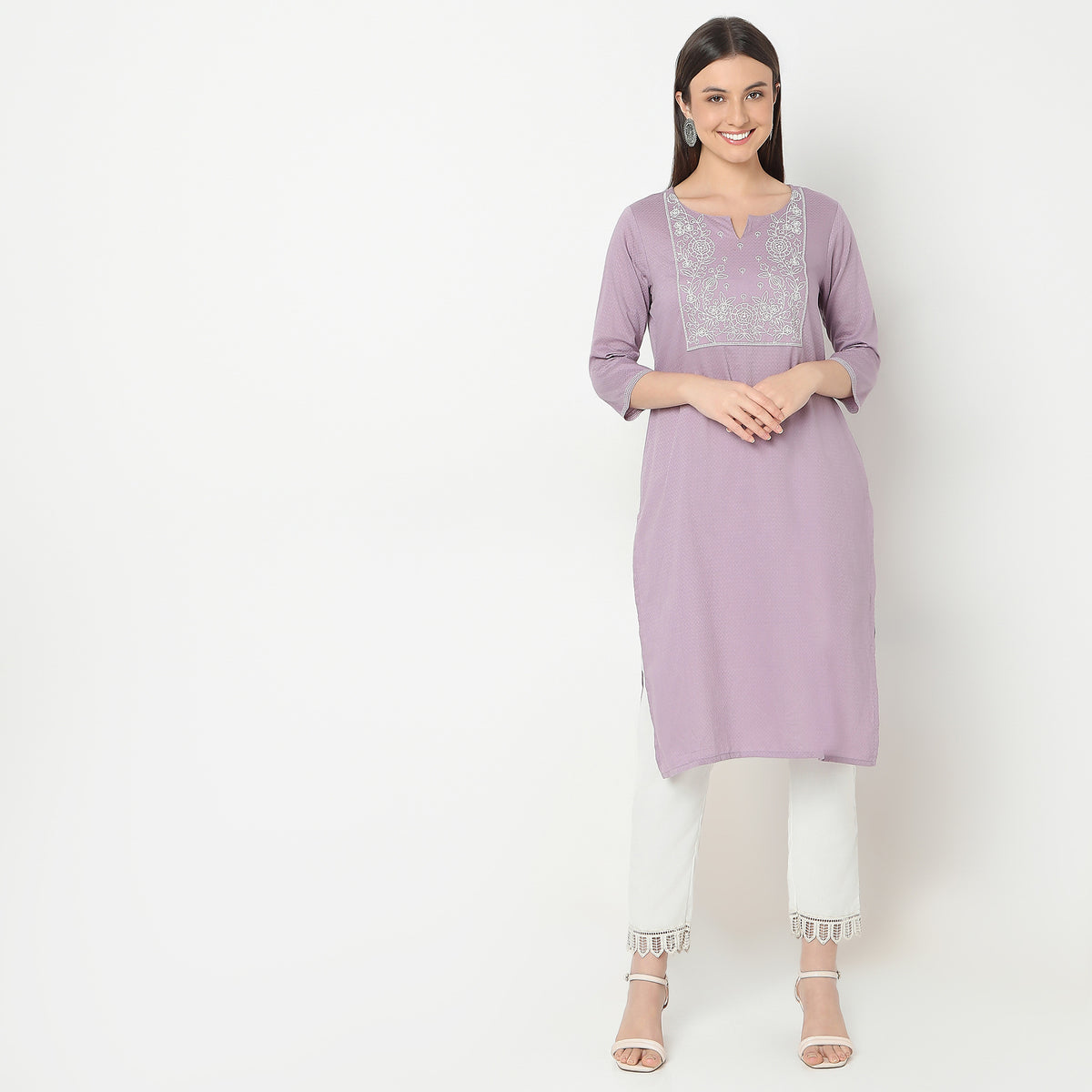 Regular Fit Embroidered Kurta