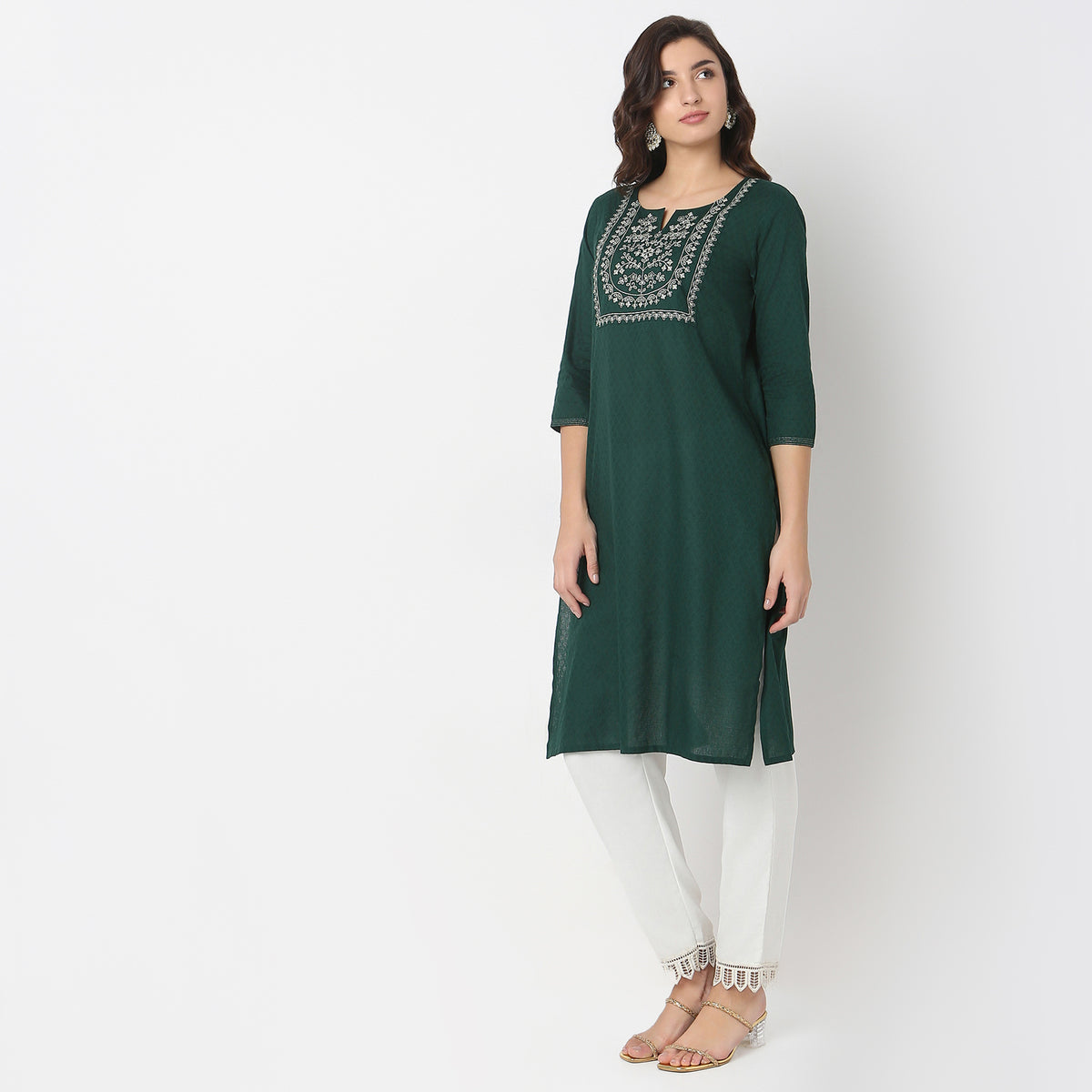 Regular Fit Embroidered Kurta