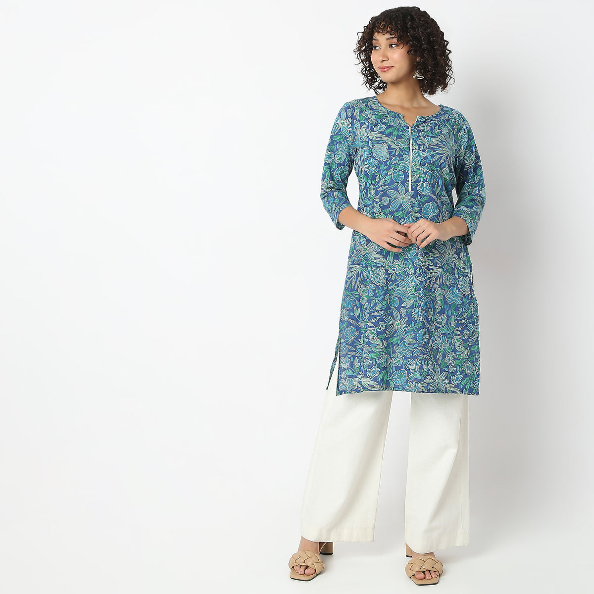 Straight Fit Floral Knee Length Kurta