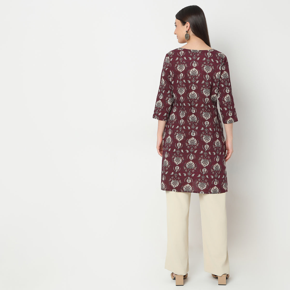 Straight Fit Floral Kurta