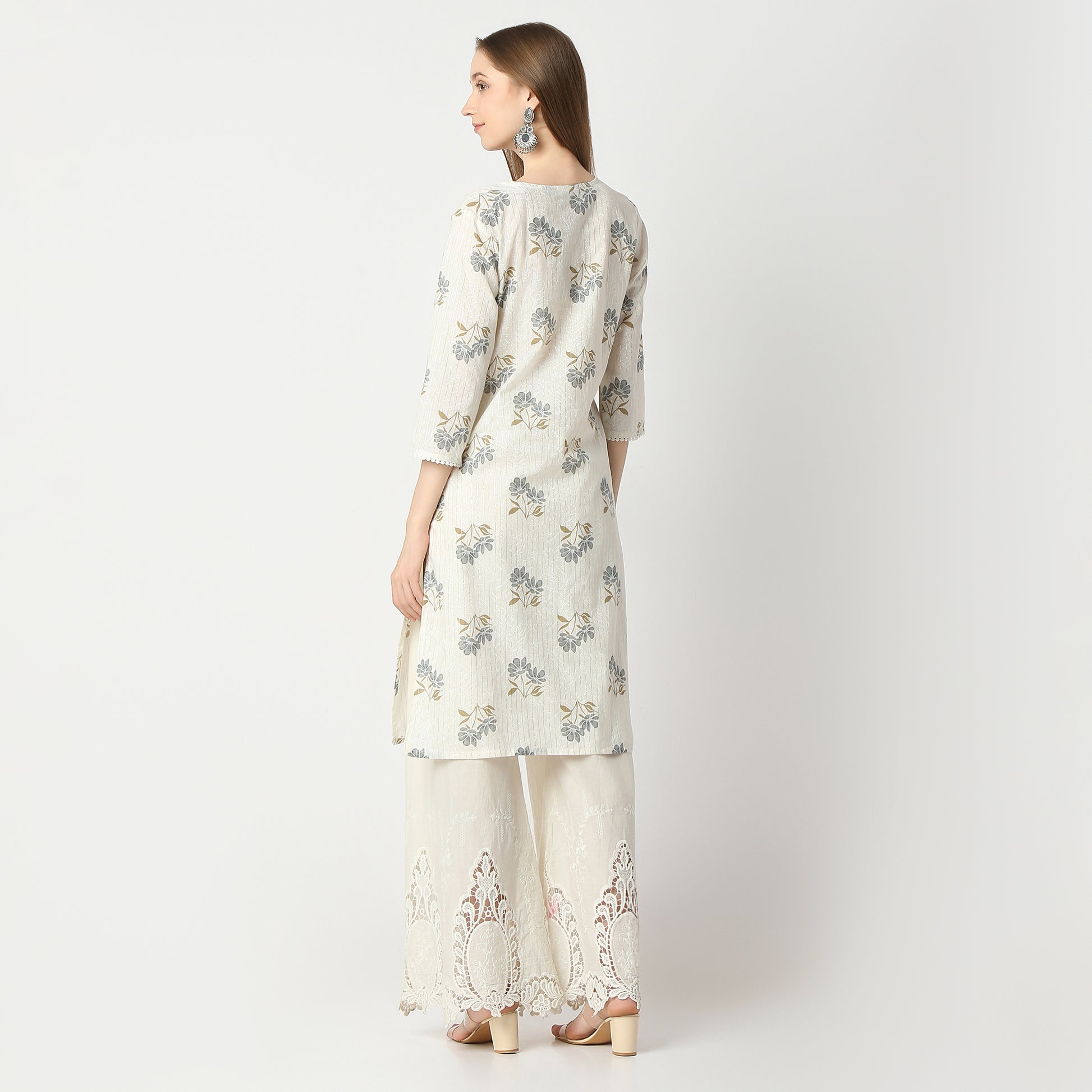 Straight Fit Floral Knee Length Kurta