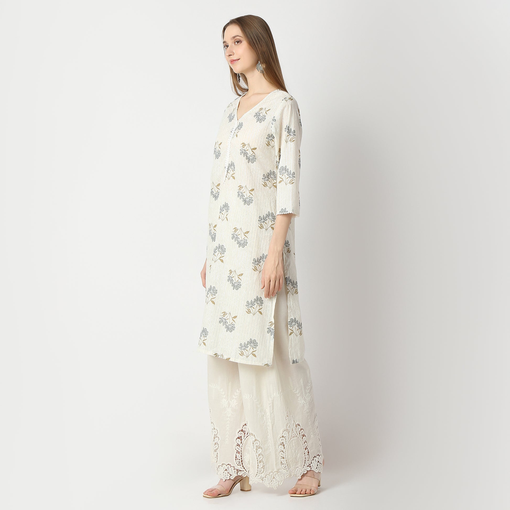 Straight Fit Floral Knee Length Kurta