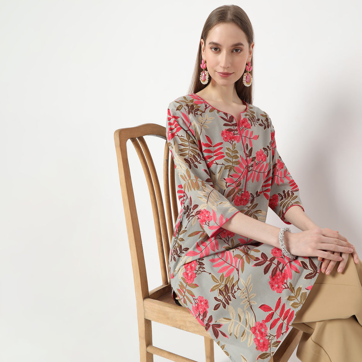 Straight Fit Floral Knee Length Table Kurta