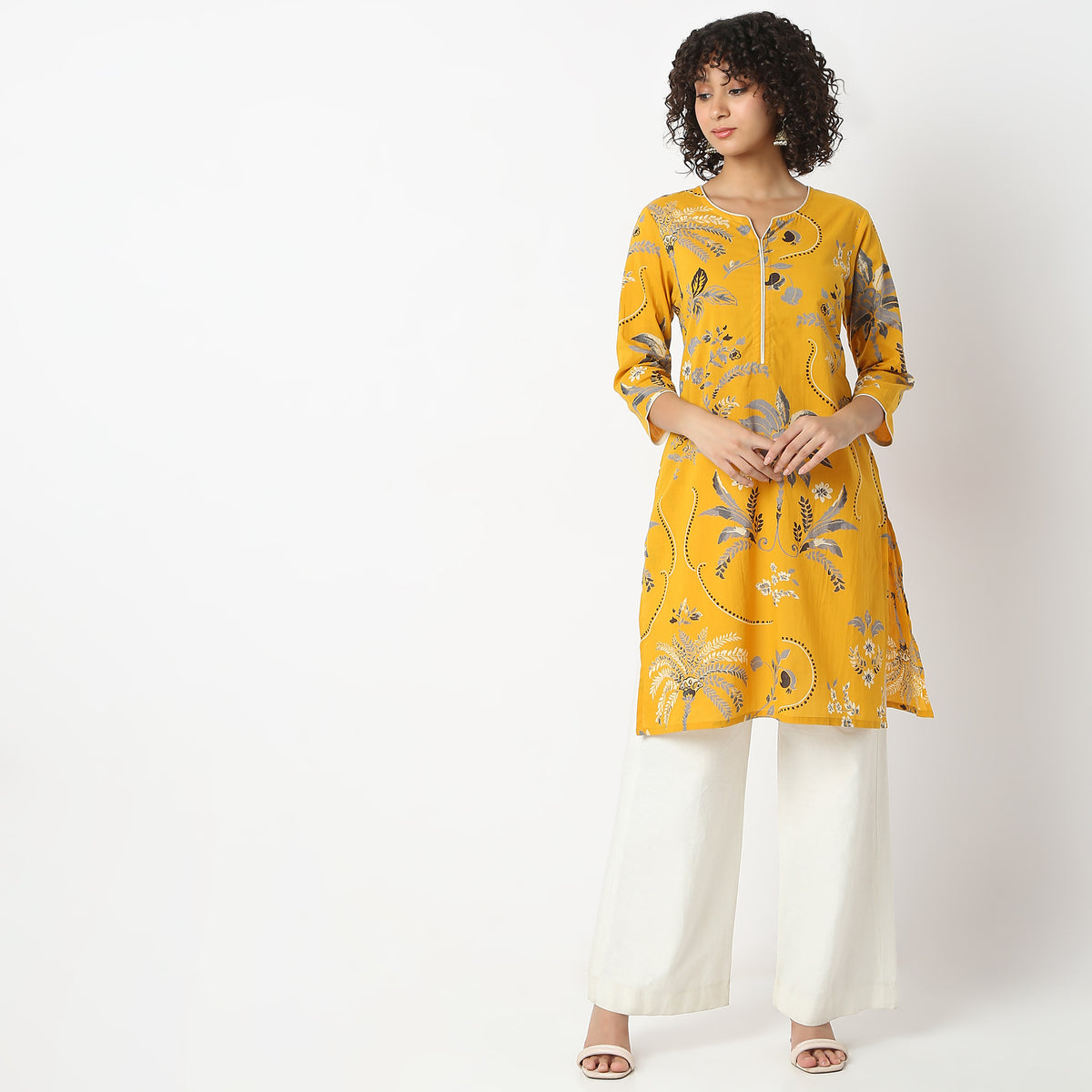 Straight Fit Floral Knee Length Kurta