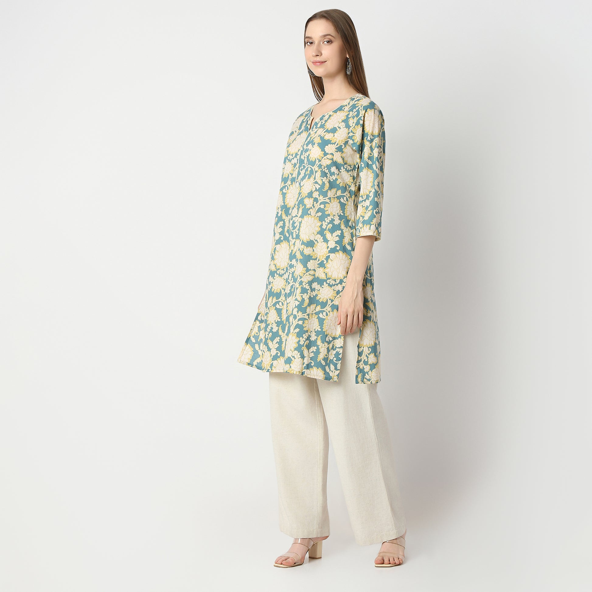 Straight Fit Floral Knee Length Kurta