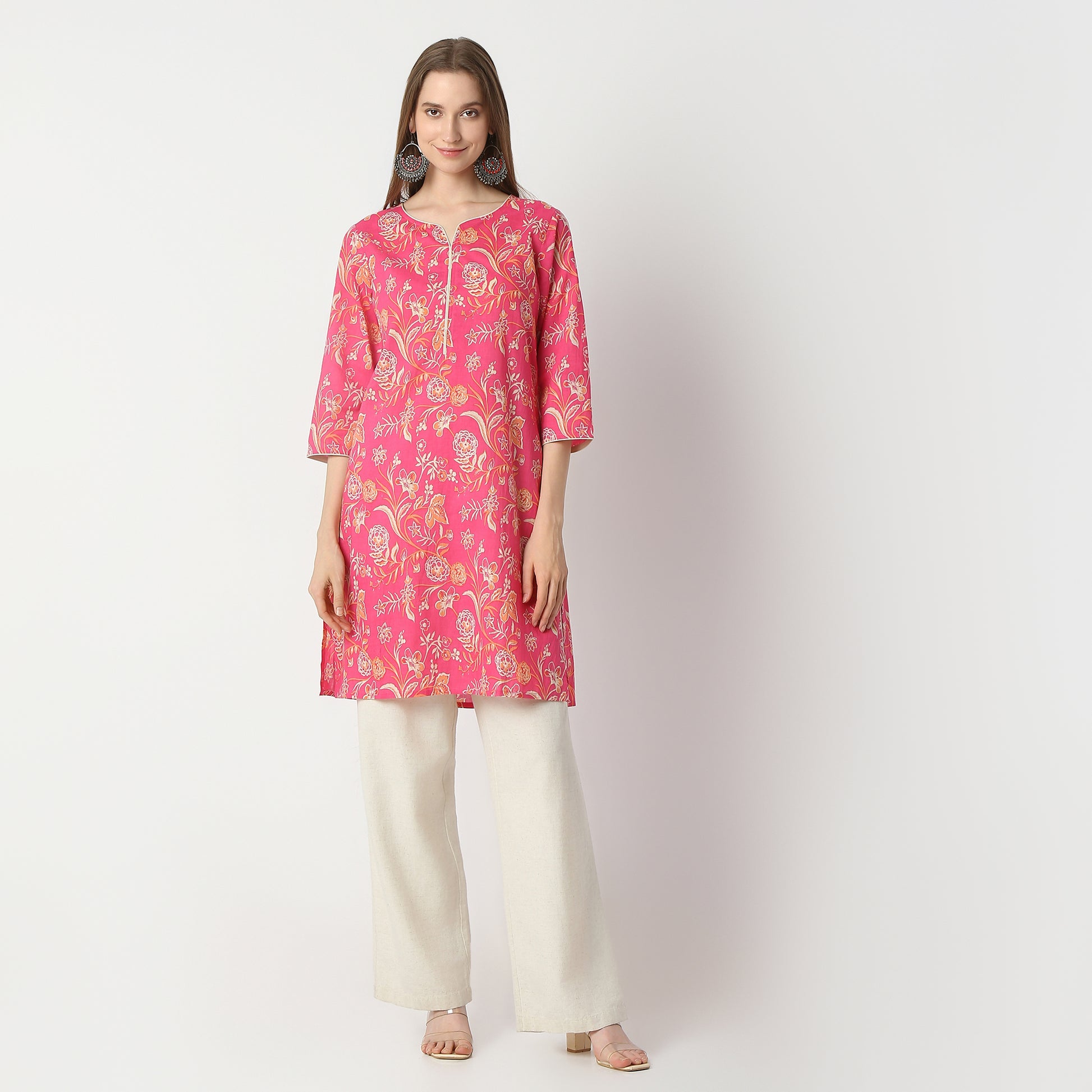 Straight Fit Floral Knee Length Kurta