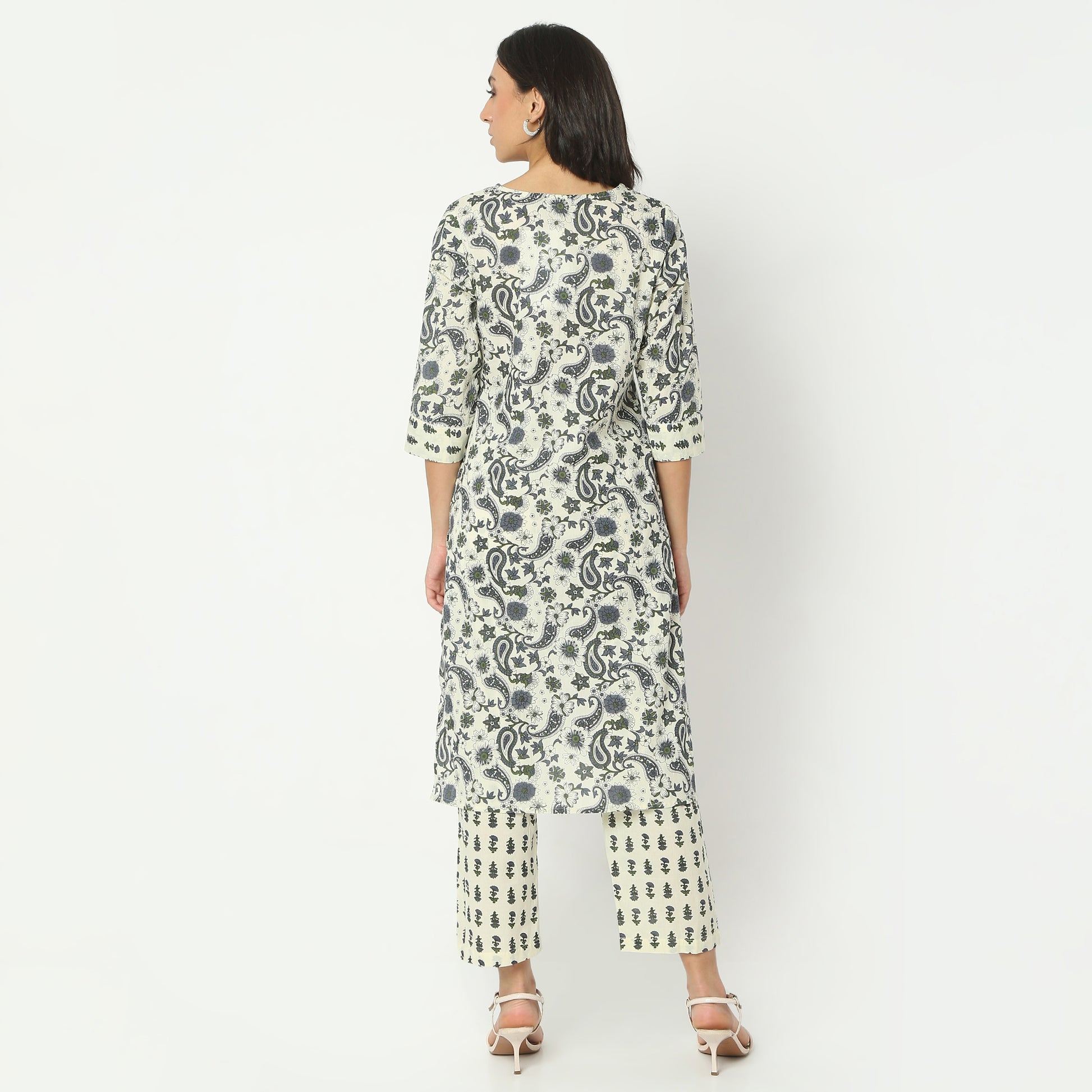 Straight Fit Printed Round Neck Below Knee Kurta