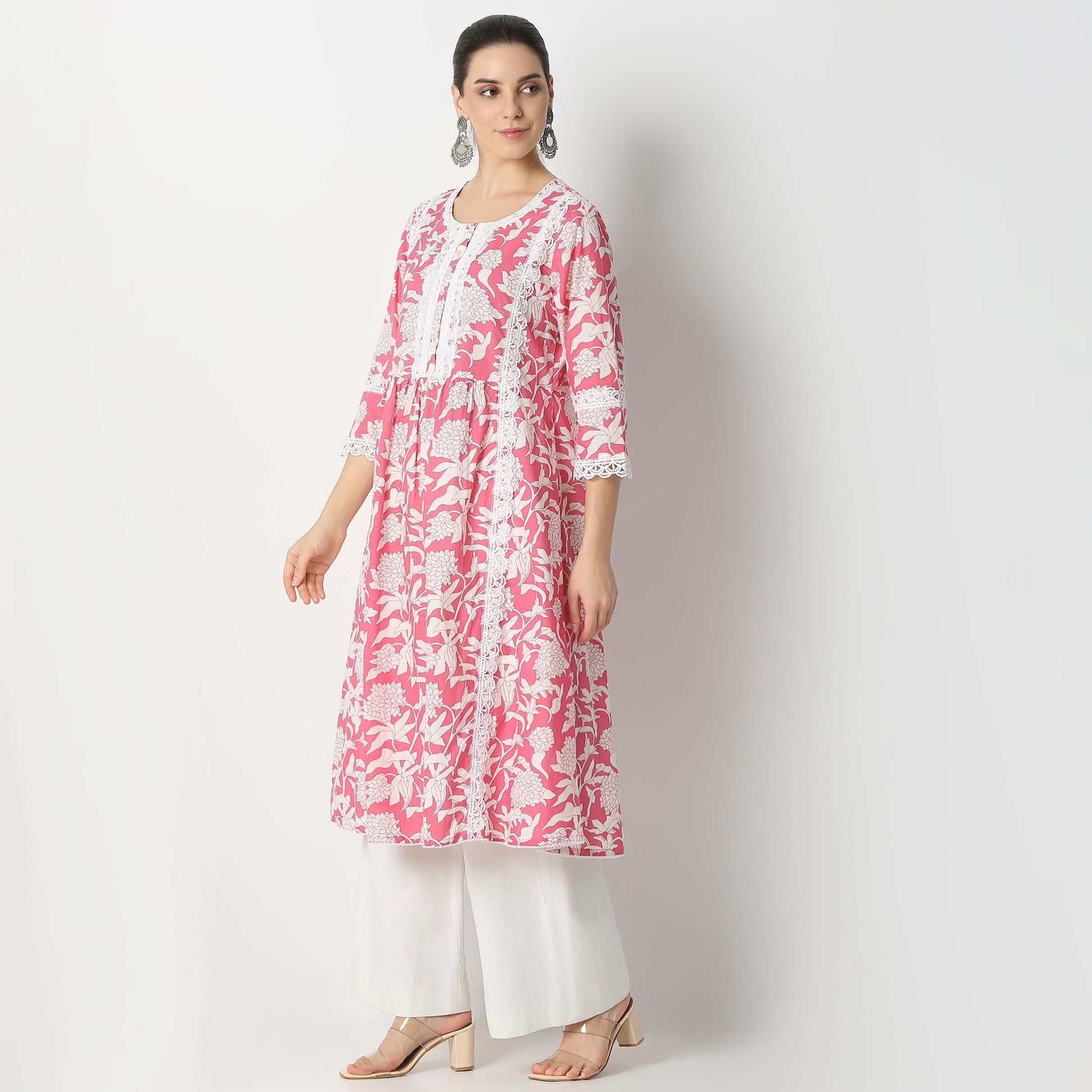 Regular Fit Floral Print Below Knee Kurta