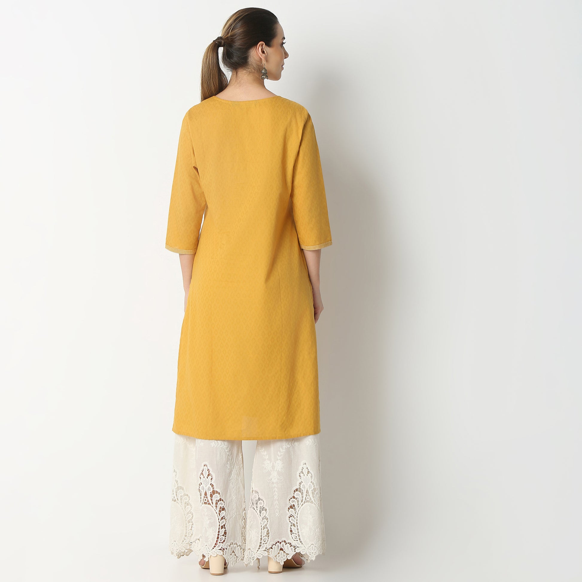 Regular Fit Embroidered Below Knee Kurta