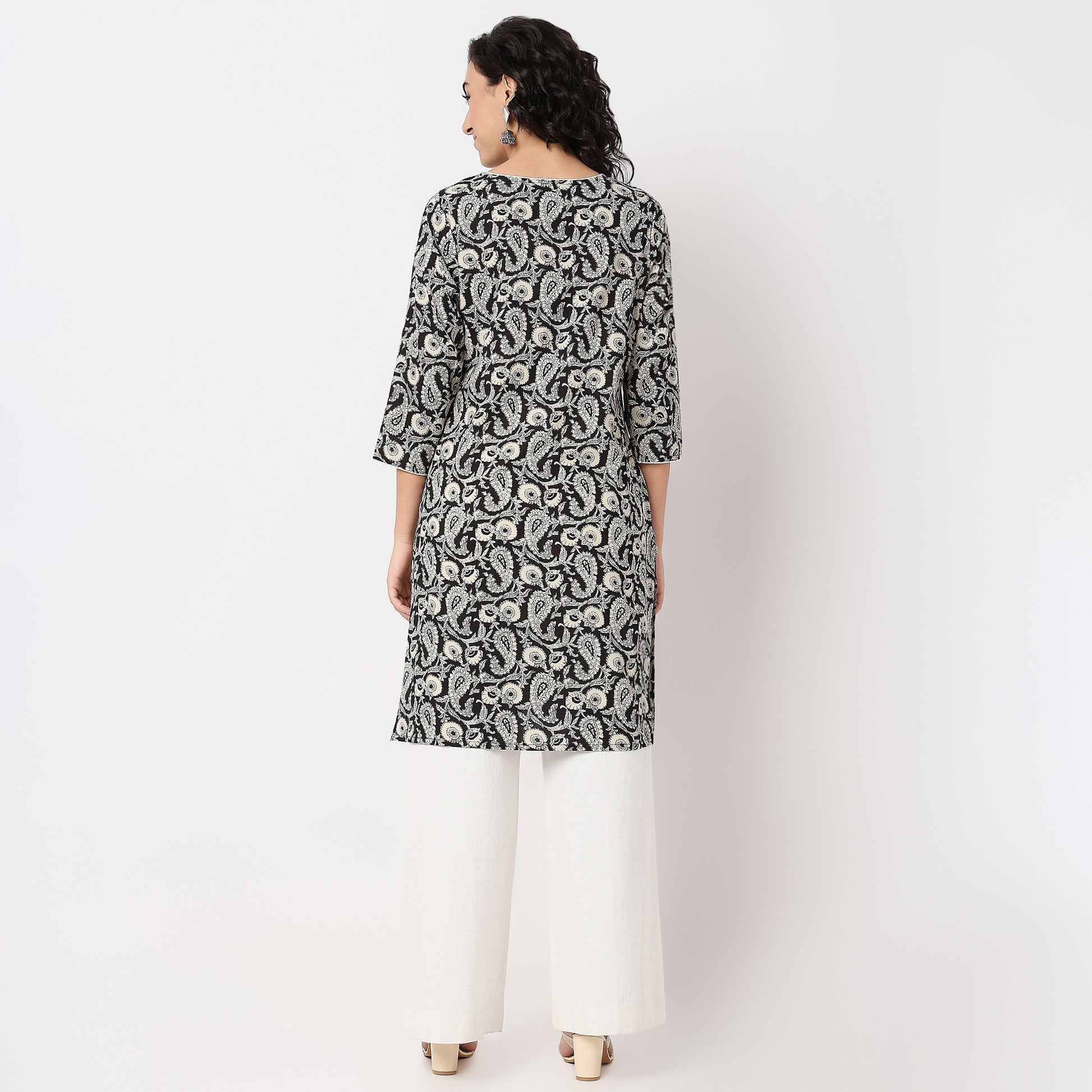 Floral Print Knee Length Straight Kurta