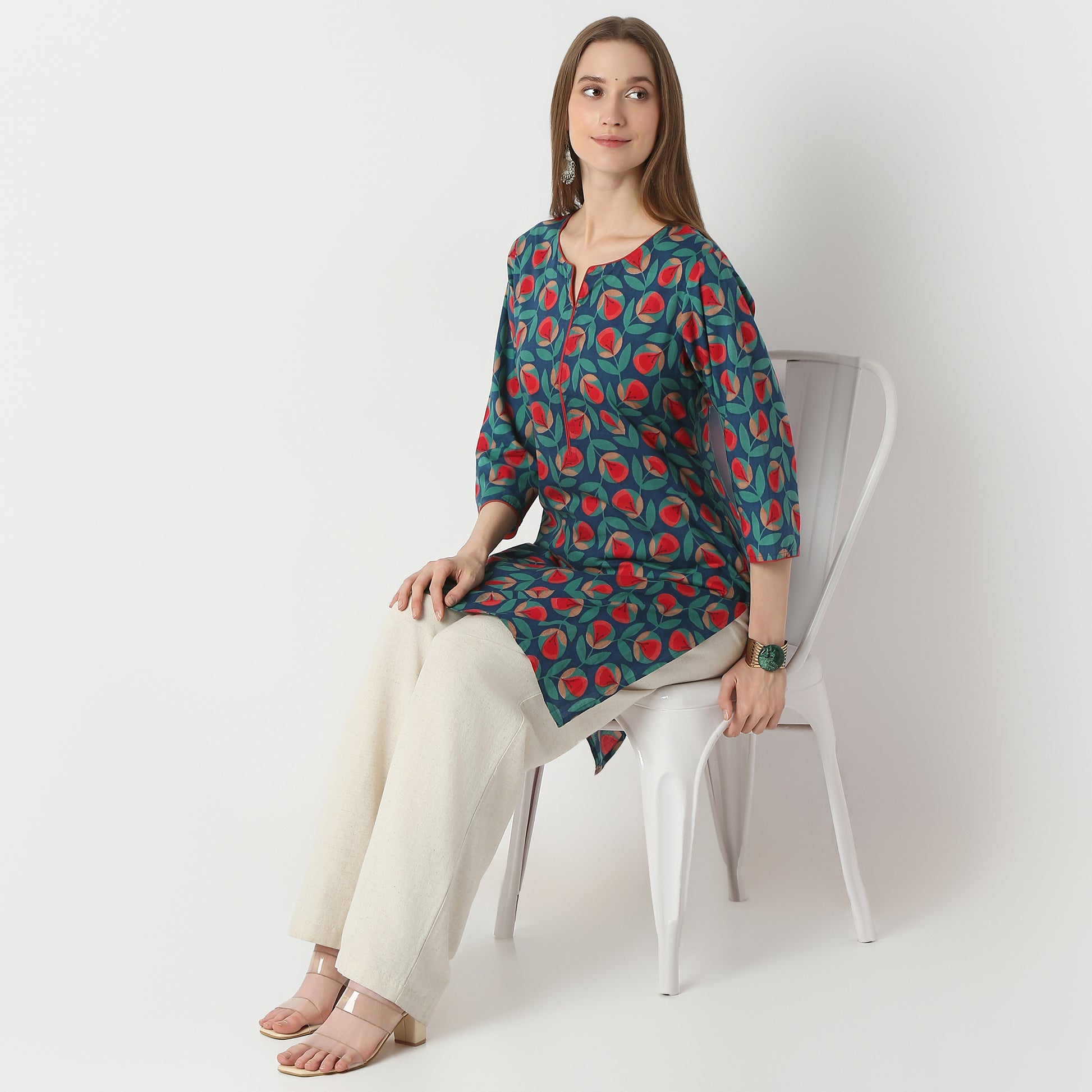 Straight Fit Floral Knee Length Kurta