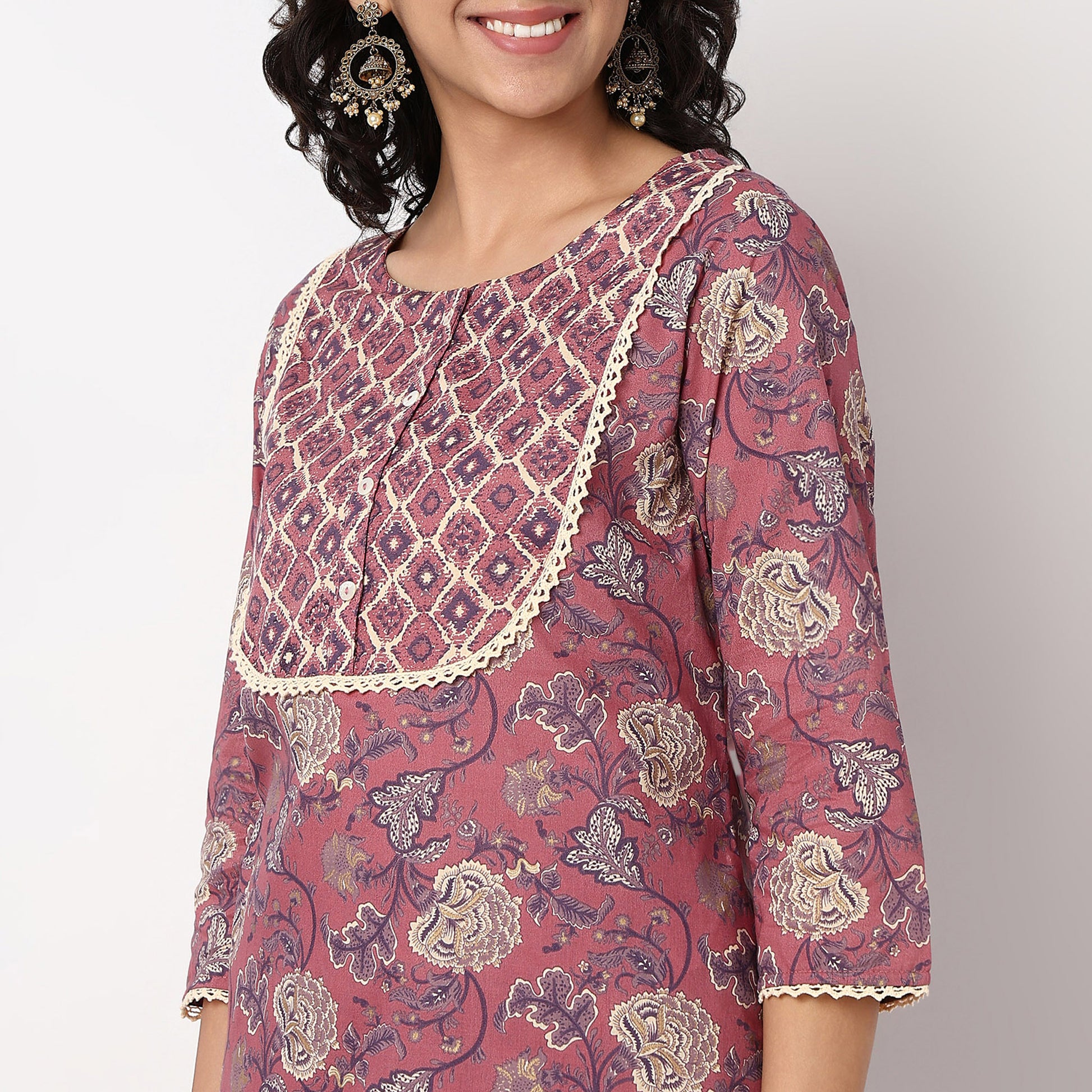 Printed Round Neck Straight Yoke Kurta