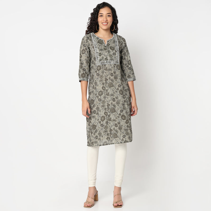 Yoke Printed Knee Length Straight Kurta