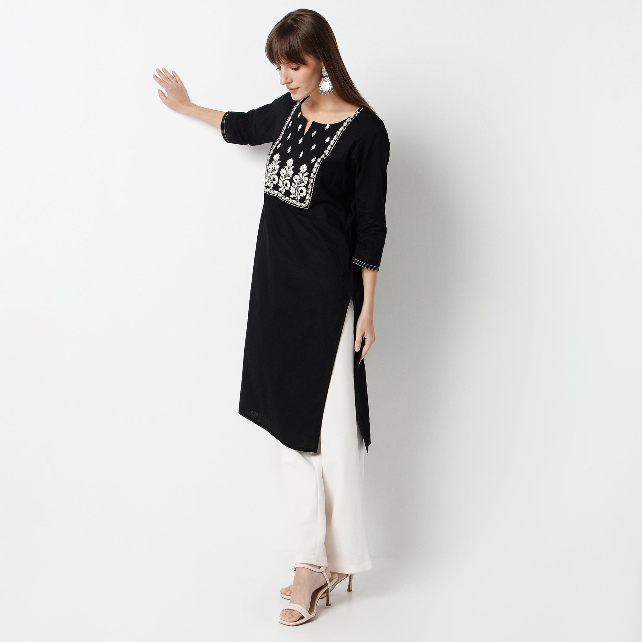 Straight Fit Embroidered Calf Length Kurta