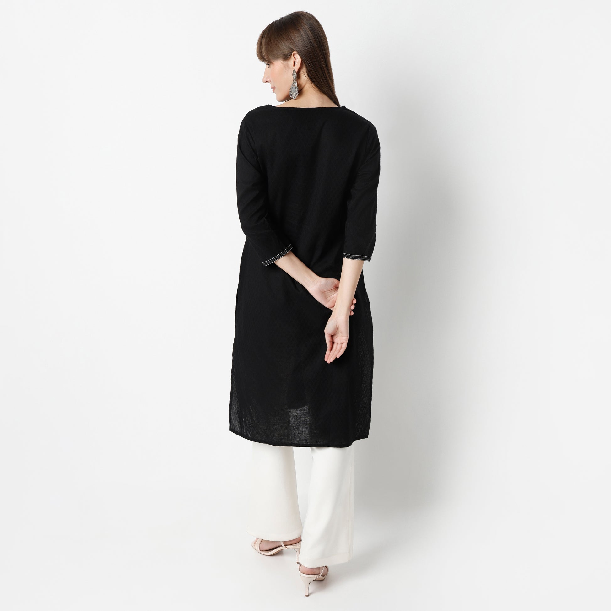 Straight Fit Embroidered Calf Length Kurta