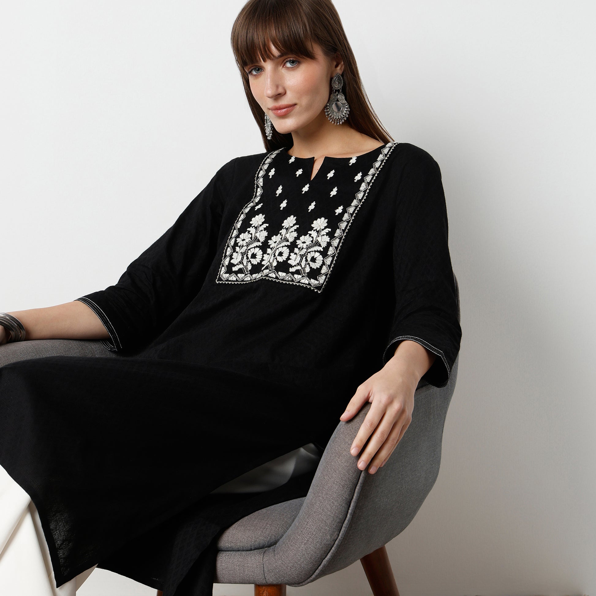 Straight Fit Embroidered Calf Length Kurta