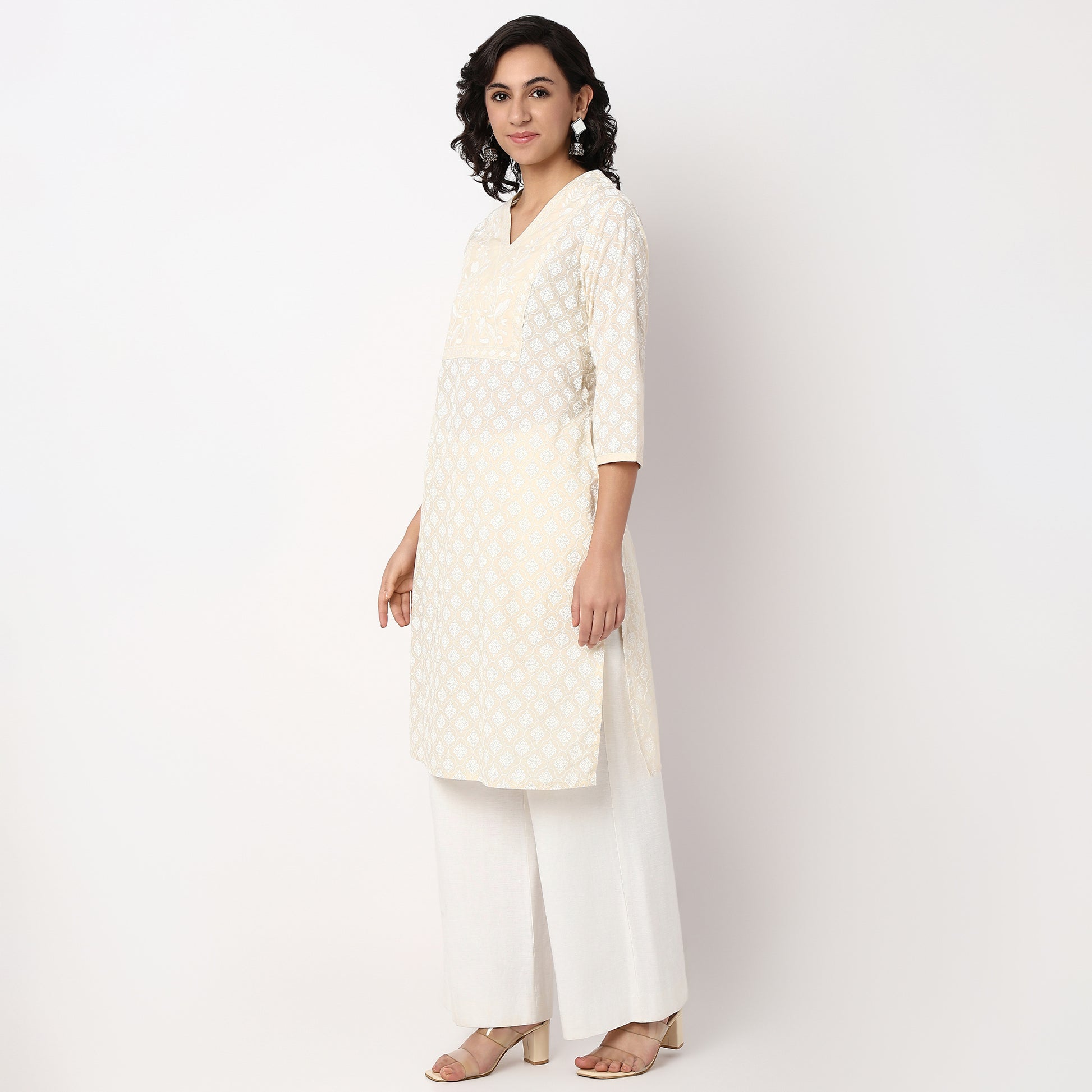 Embroidered Yoke Printed Kurta