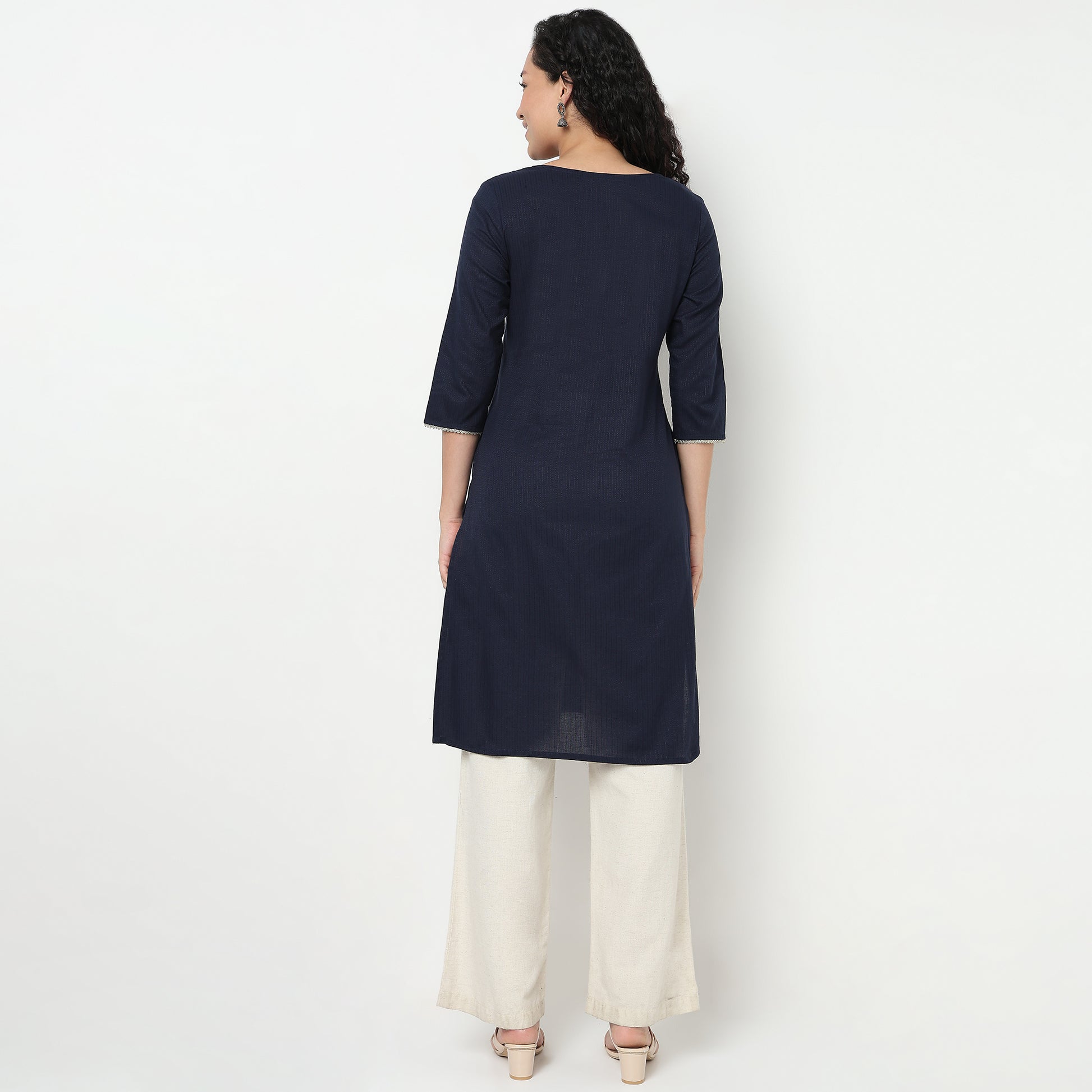 Buy Women Straight Fit Embroidered Three-Fourth Sleeve Kurta  - Style Union