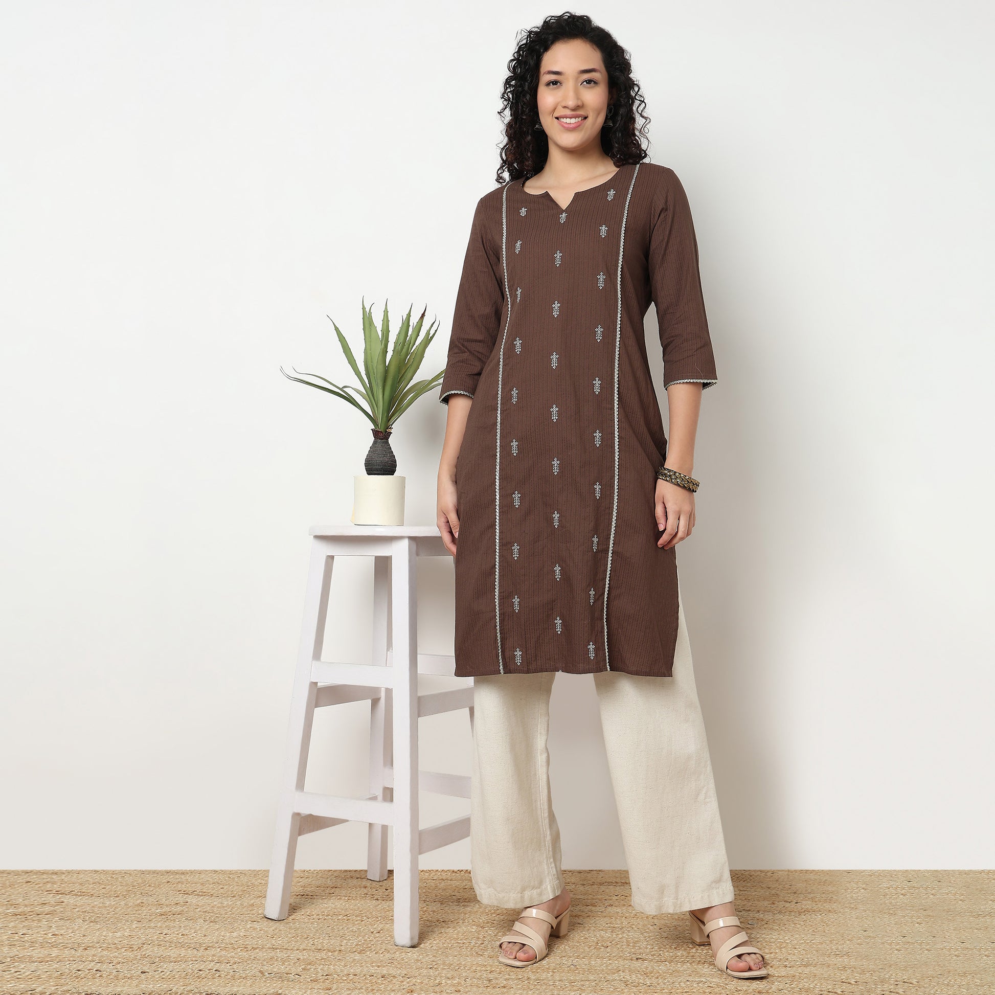 Buy Women Straight Fit Embroidered Three-Fourth Sleeve Kurta  - Style Union