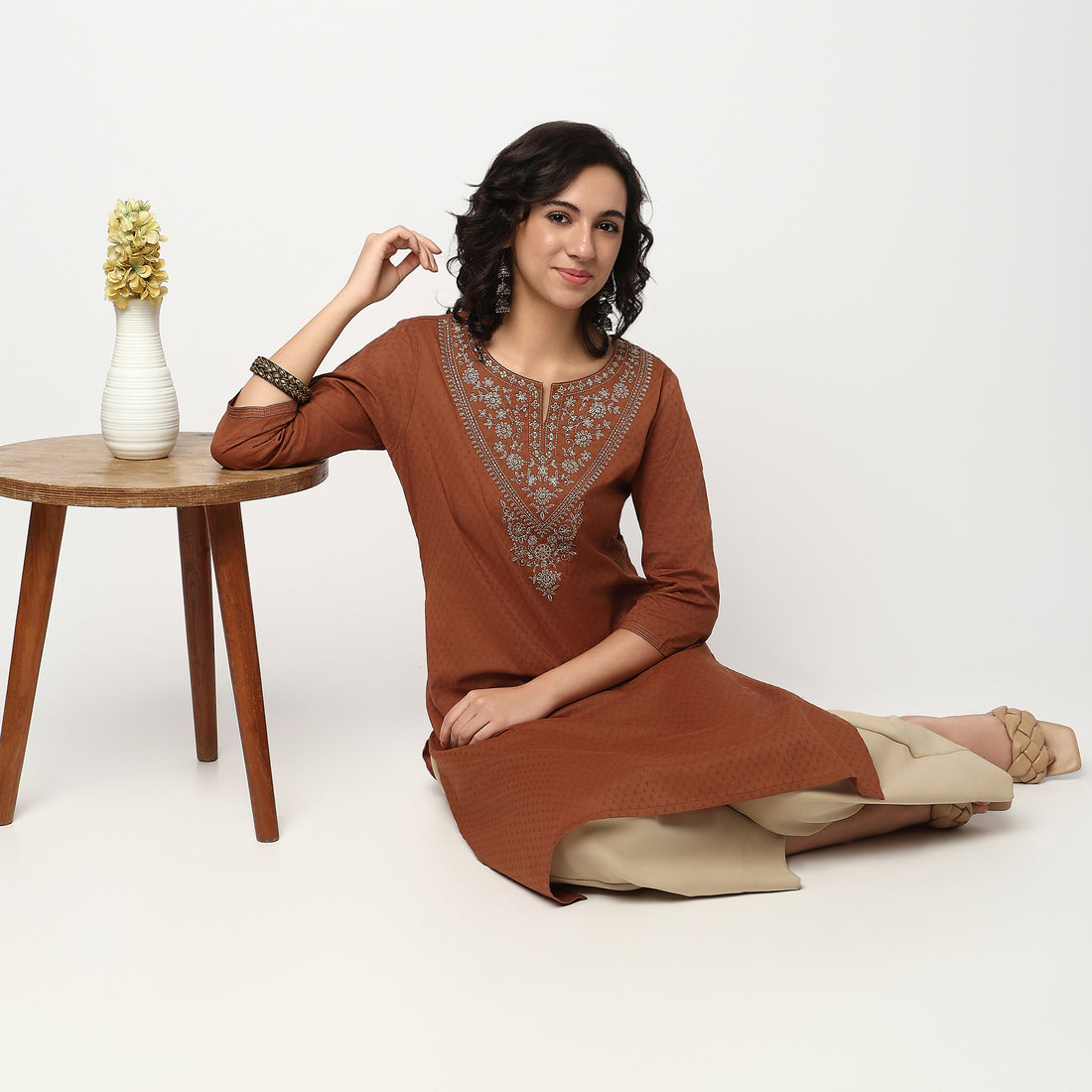 Buy Women Straight Fit Embroidered Three-Fourth Sleeve Kurta  - Style Union