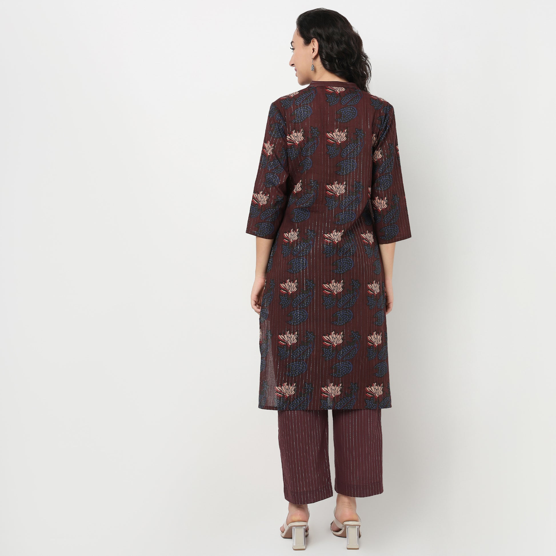 Order Now Women Floral V Neck Straight Fit Ethnic Wear Kurta by Style Union