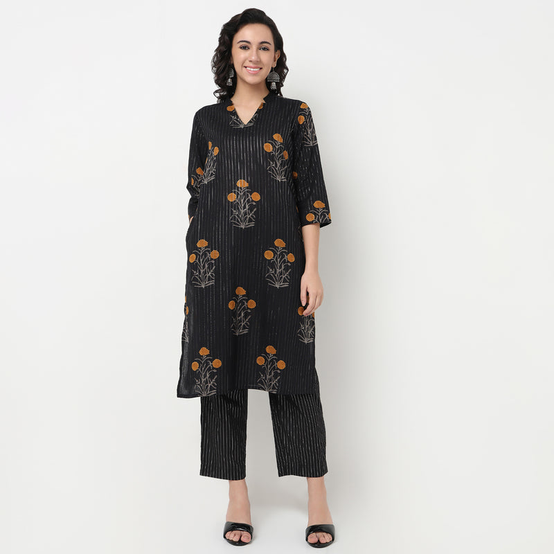 Order Now Women Floral V Neck Straight Fit Ethnic Wear Kurta by Style Union