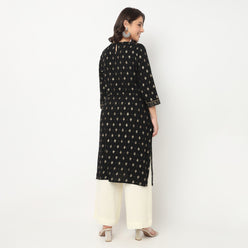 Printed Yoke With Lace Detail Kurta