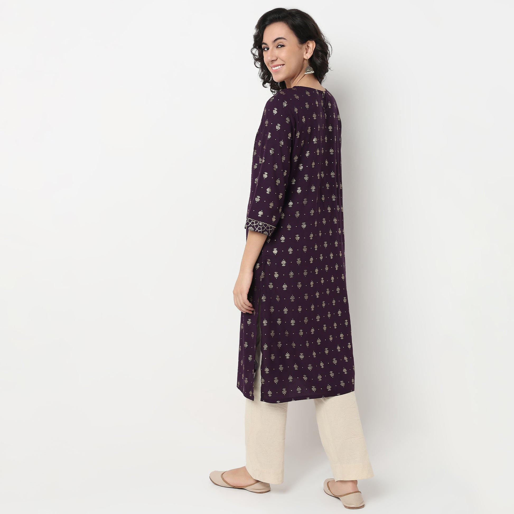 Order Now Women Printed Round Neck Straight Fit Ethnic Wear Kurta by Style Union