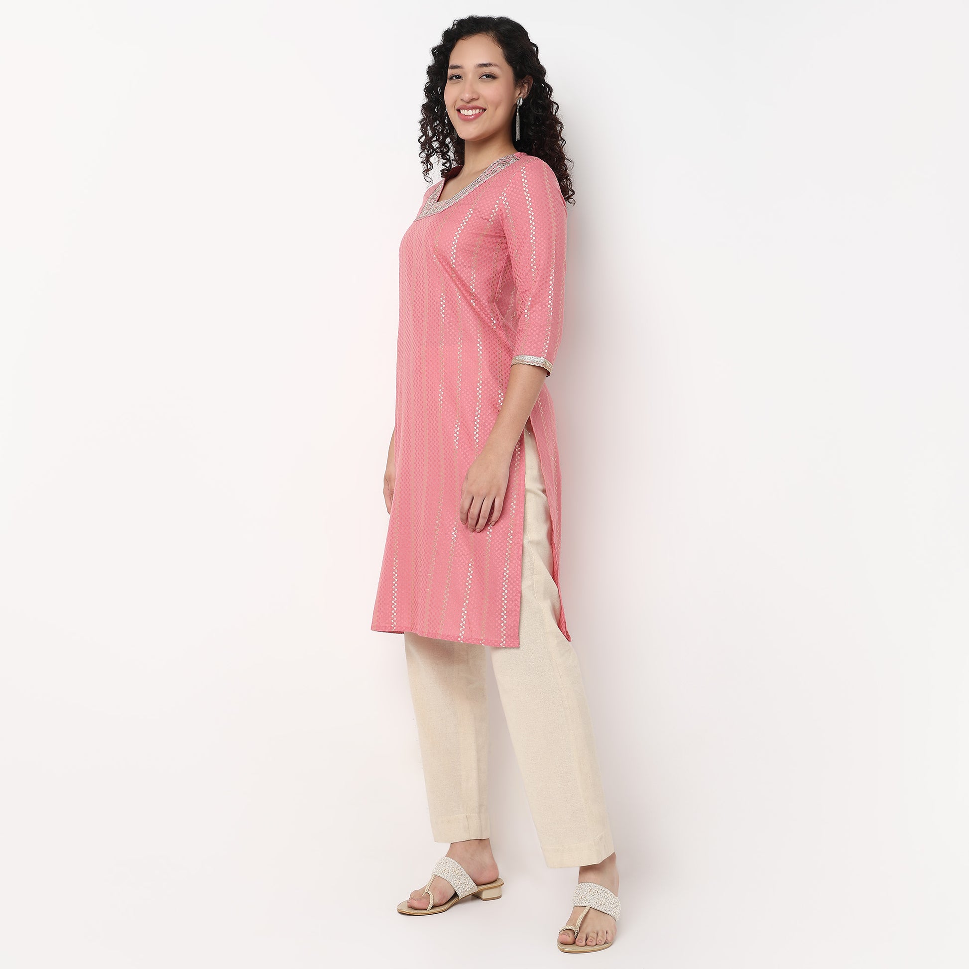Glass Shape Embroidered Long Kurta