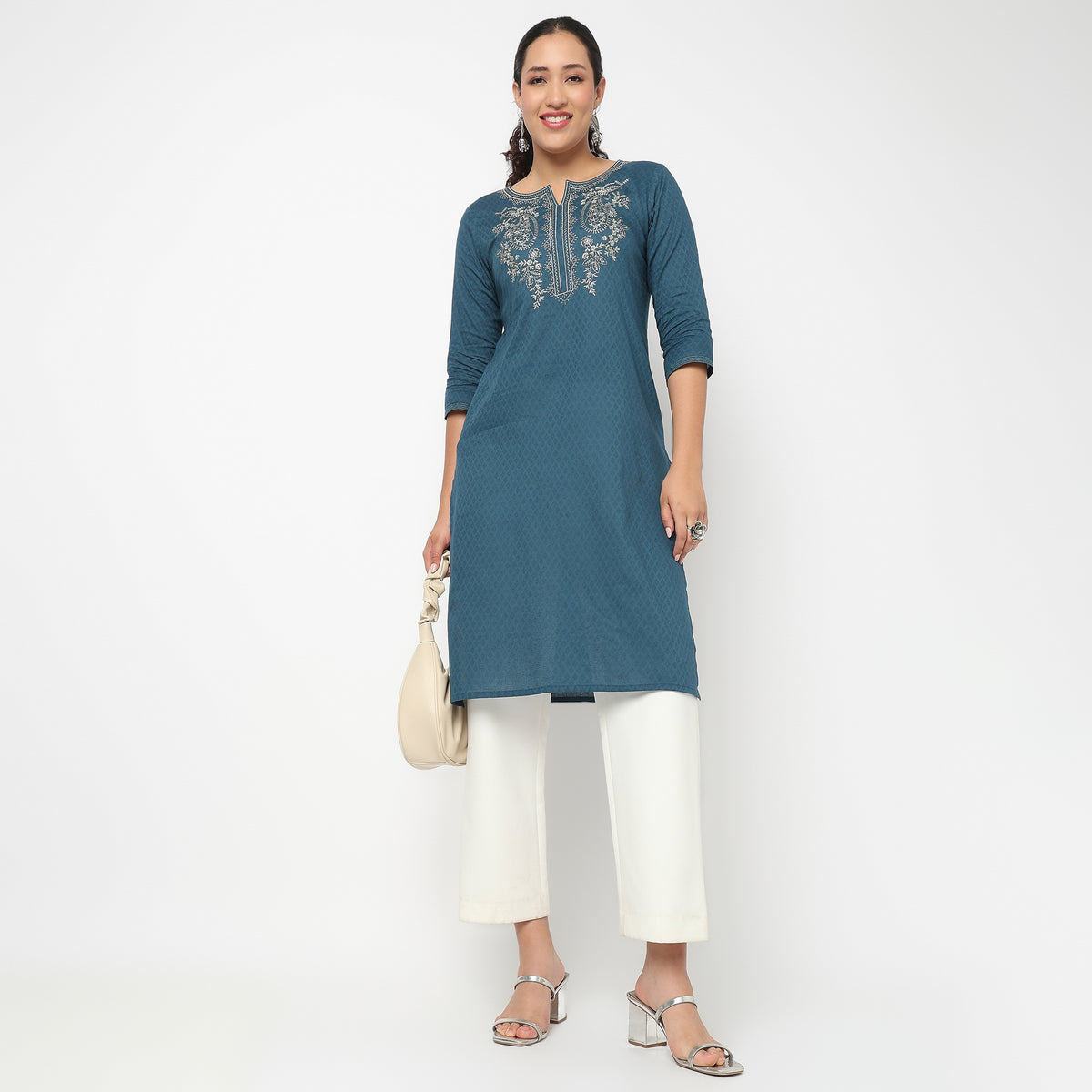 Embroidered Yoke Kurta