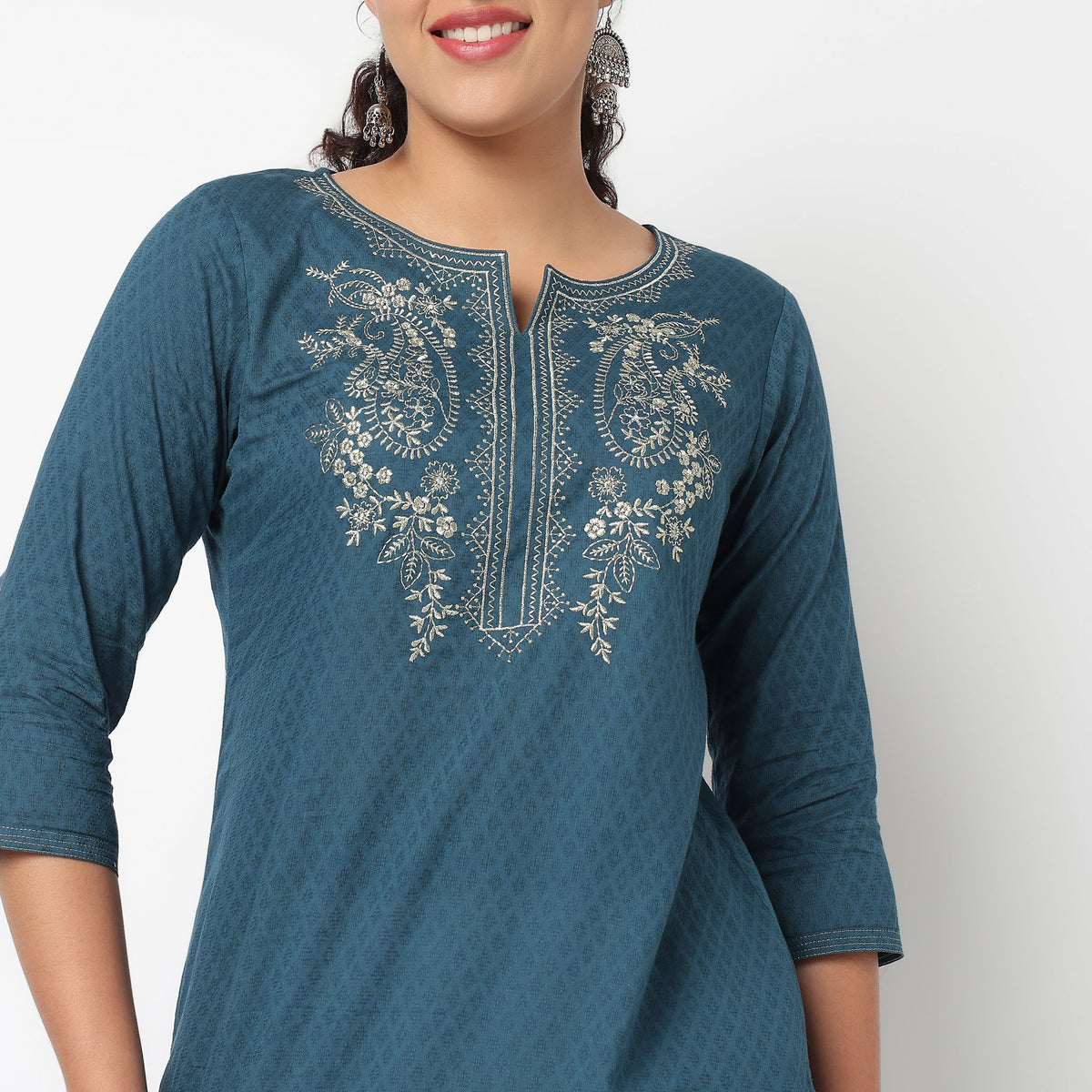 Embroidered Yoke Kurta