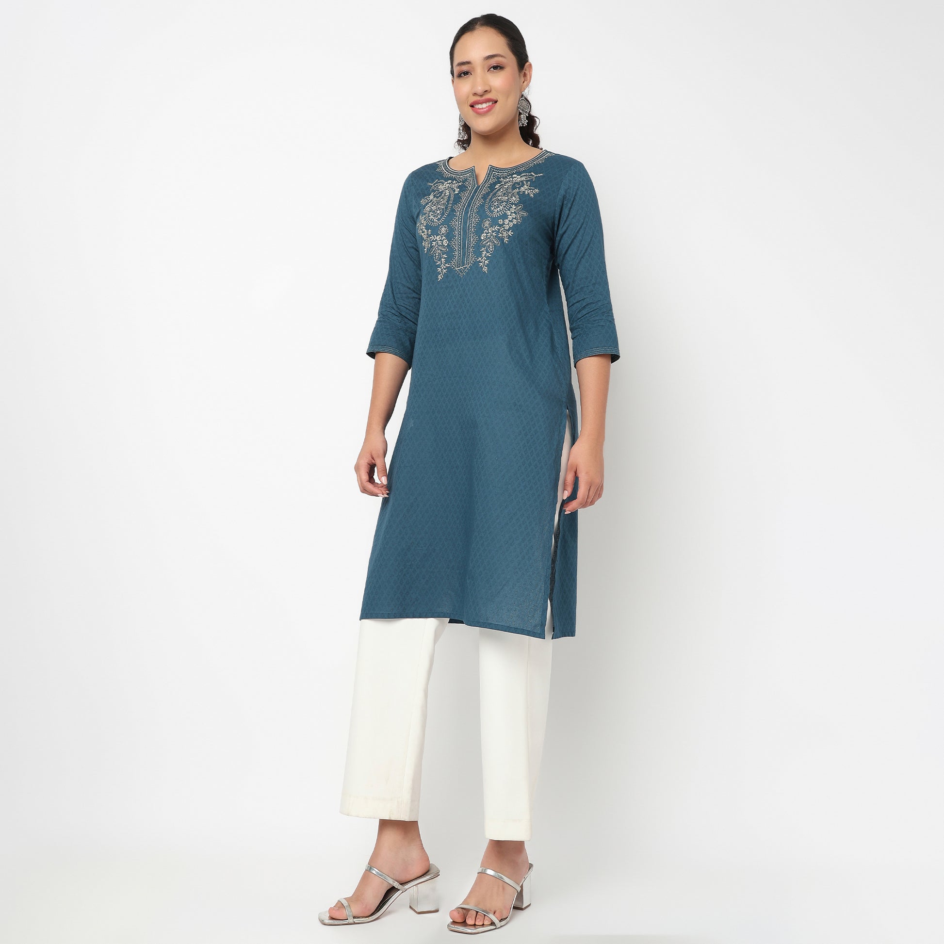 Embroidered Yoke Kurta