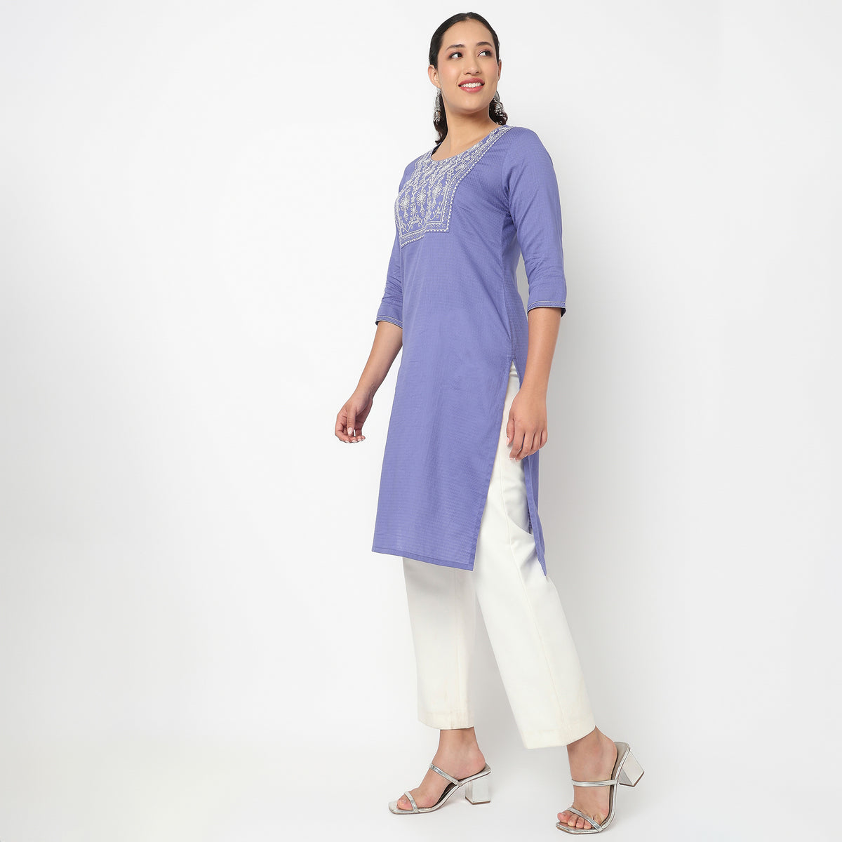 Embroidered Yoke Kurta