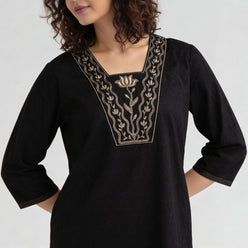 Cotton Solid Three-Fourth Sleeve Kurta