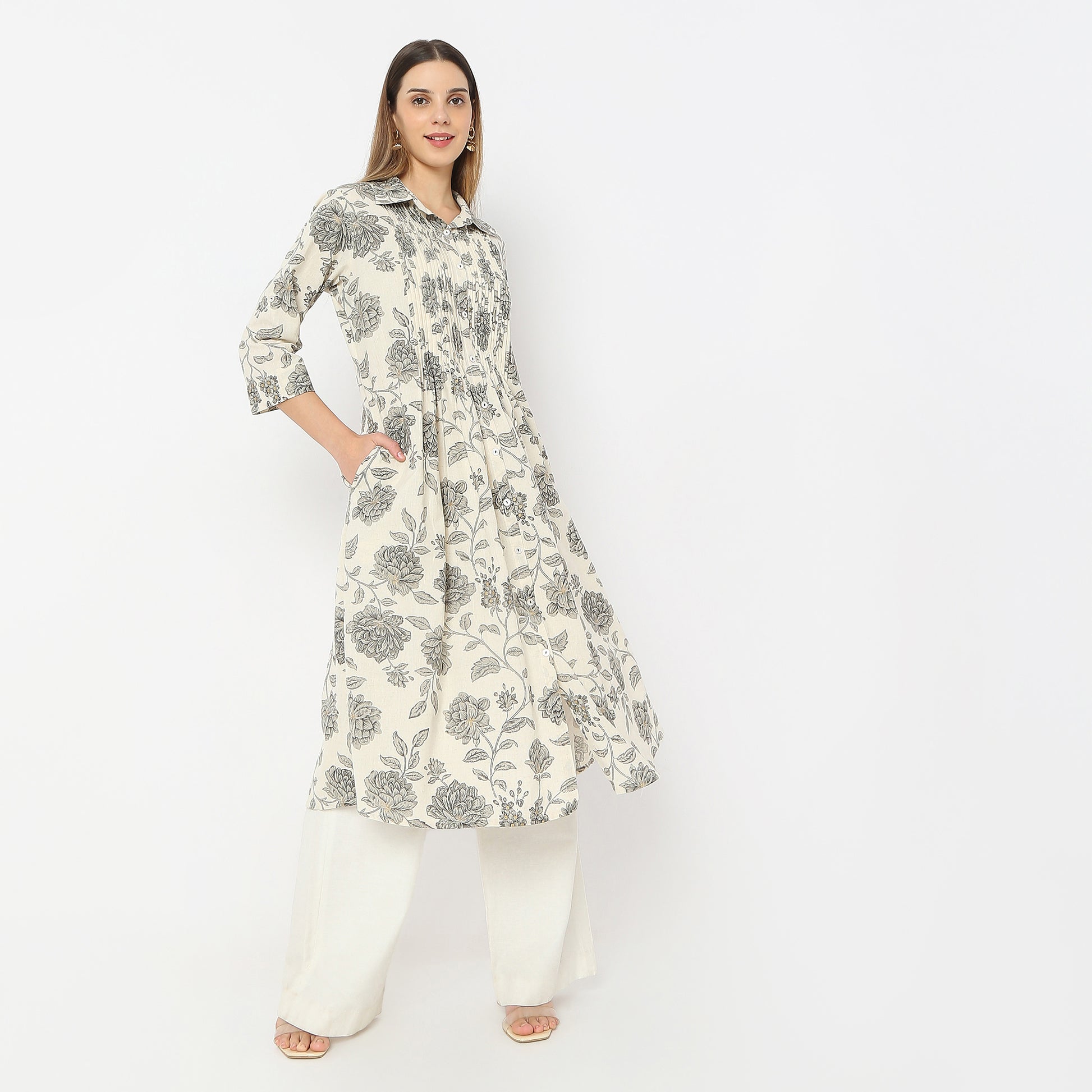 Printed Below Knee Shirt Collar Delicate Threads Kalidar Flared Kurta