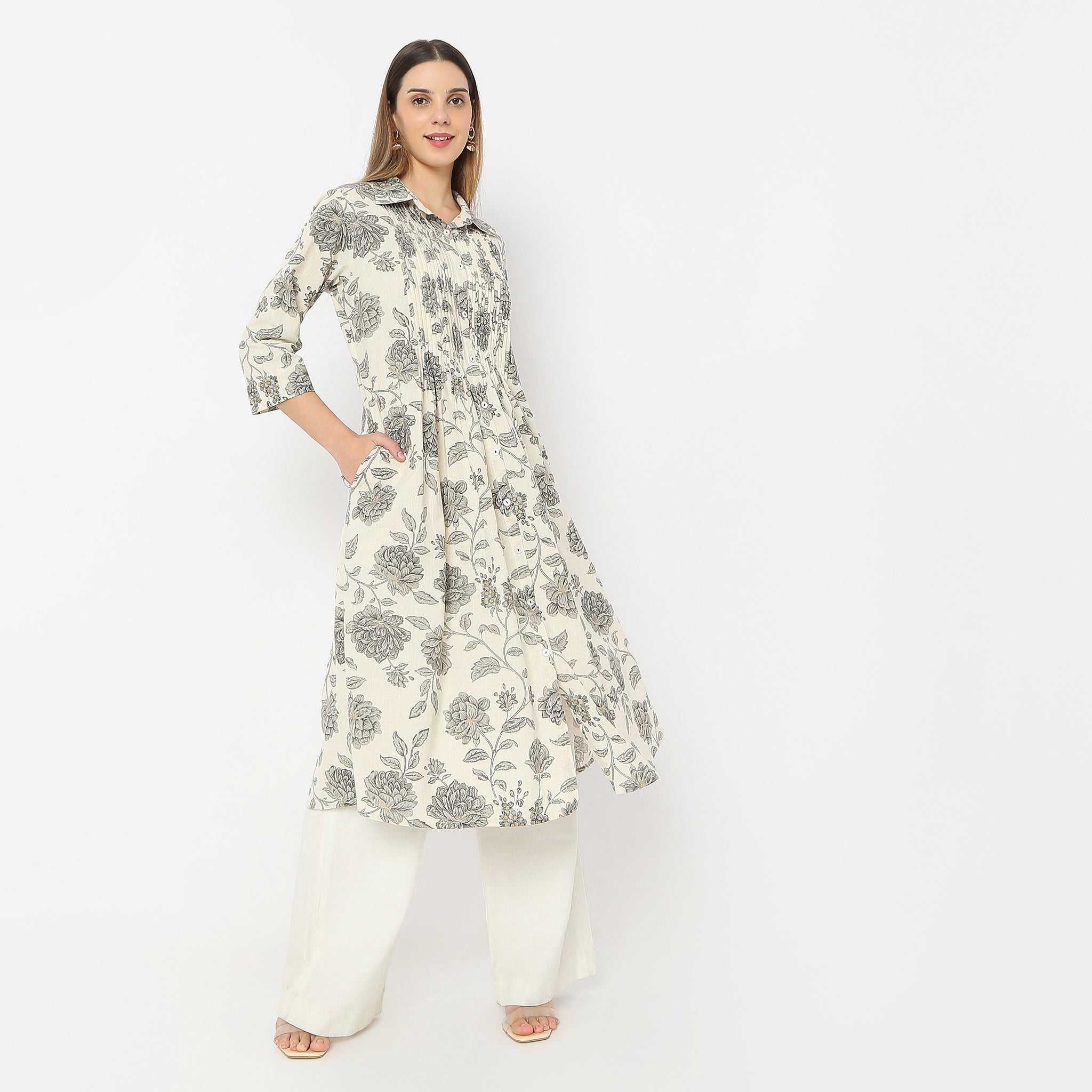 Printed Below Knee Shirt Collar Delicate Threads Kalidar Flared Kurta