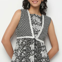 Calf Length Sleeveless Flare Fit Printed Kurta