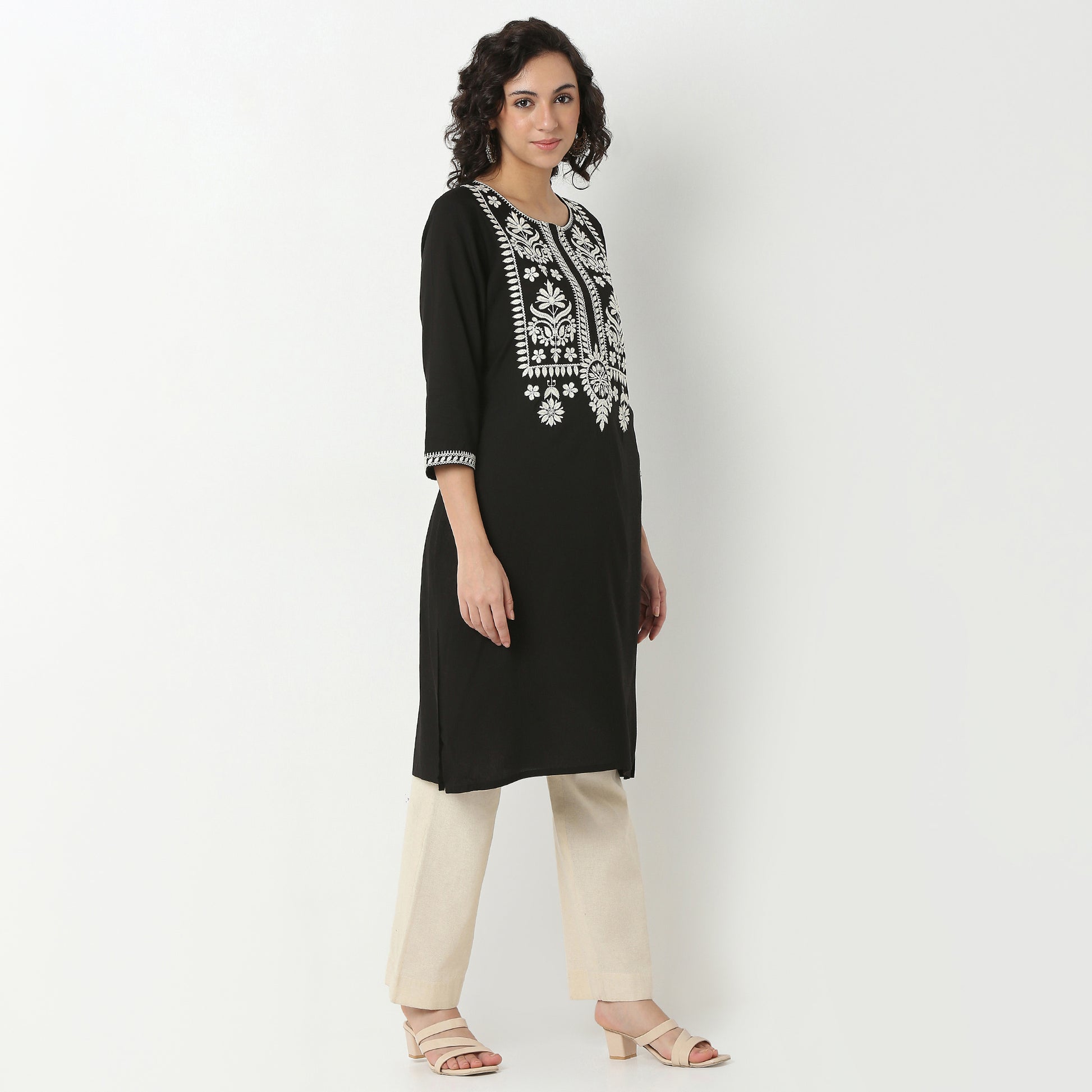 Embroidered Rayon Kurta, Knee Length