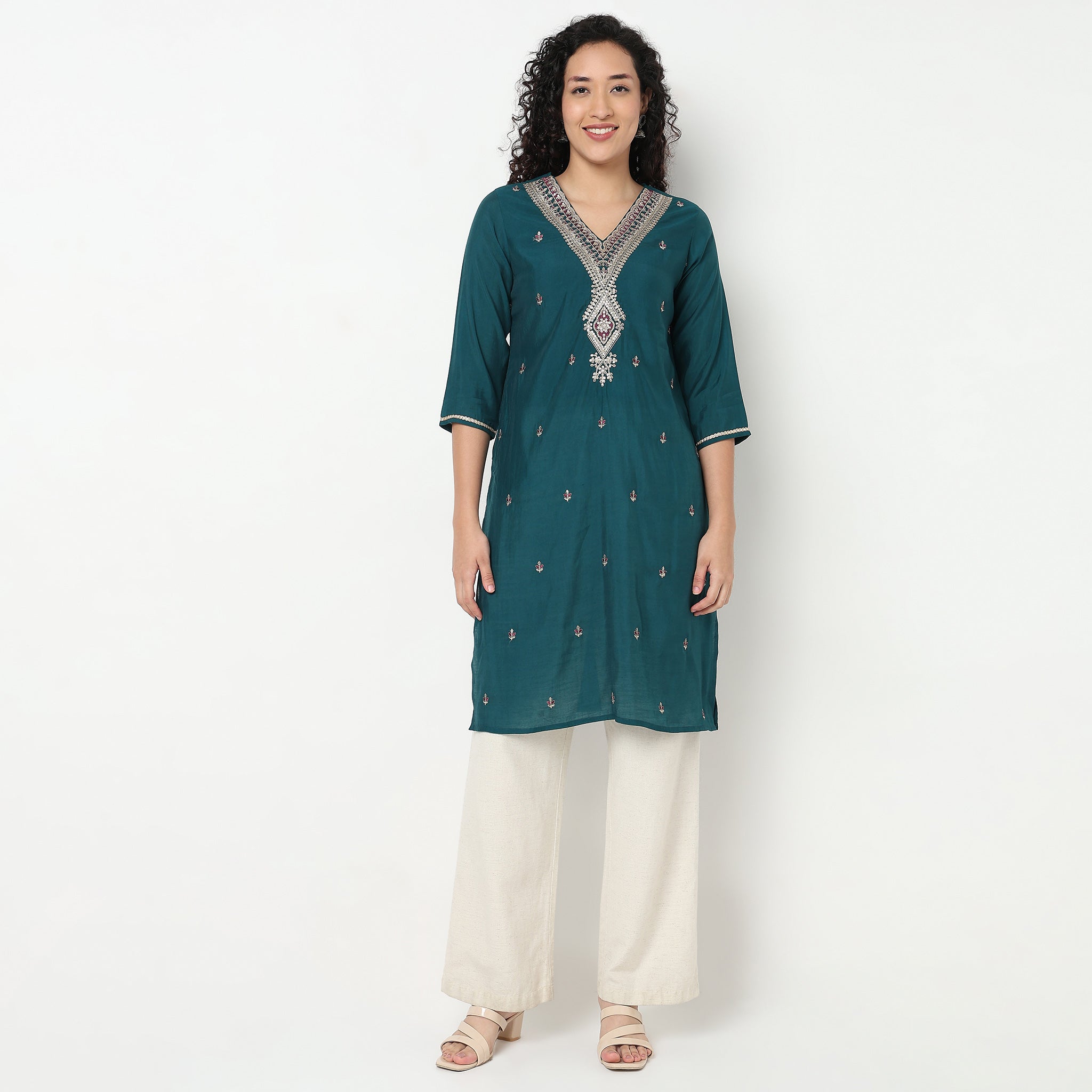 Buy Women Straight Fit Embellished Three-Fourth Sleeve Kurta  - Style Union