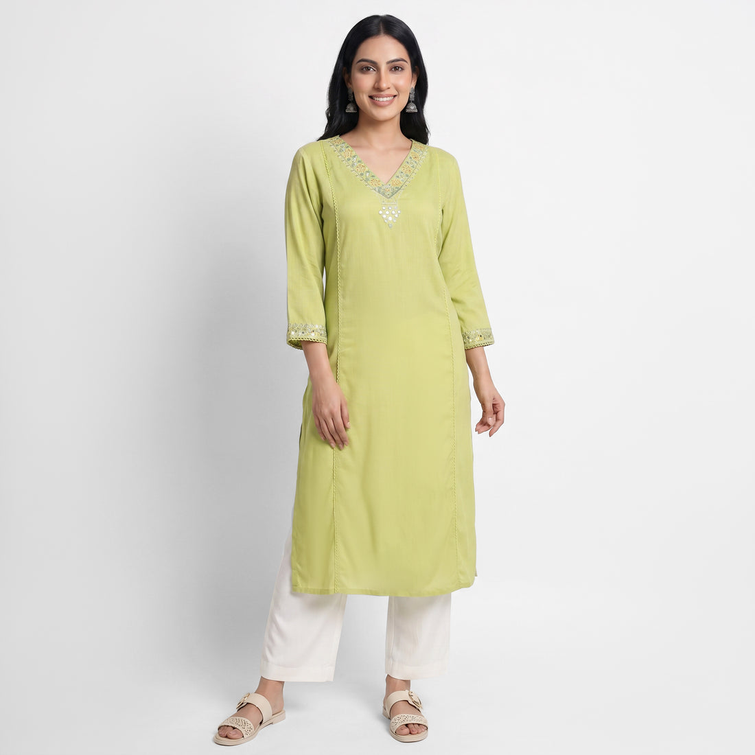 Embroidered V-Neck Kurta