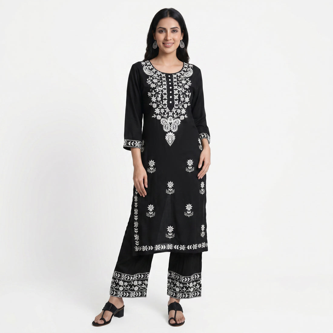Embroidered Round Neck Kurta