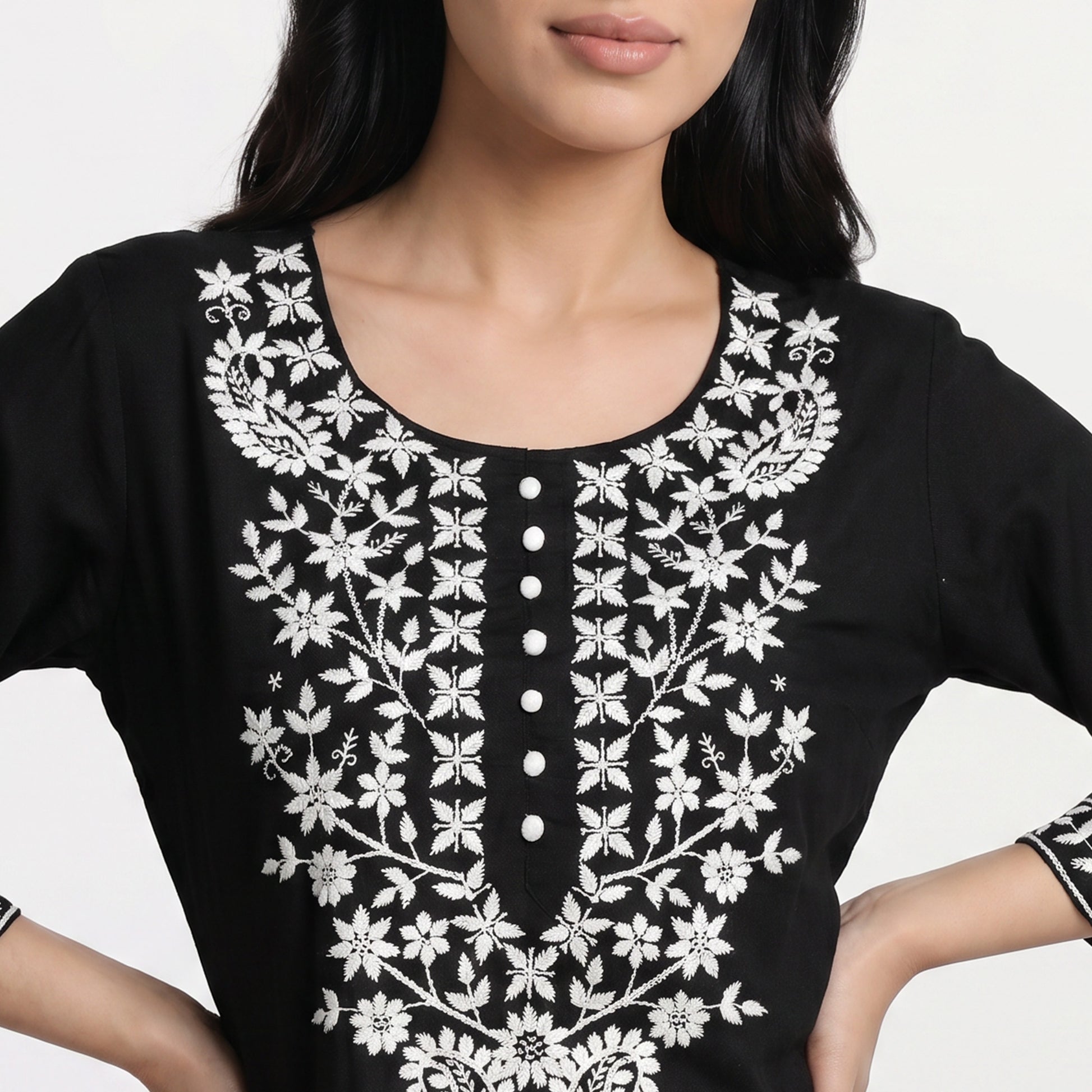 Embroidered Round Neck Kurta