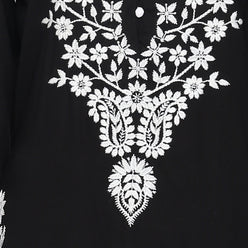 Embroidered Round Neck Kurta