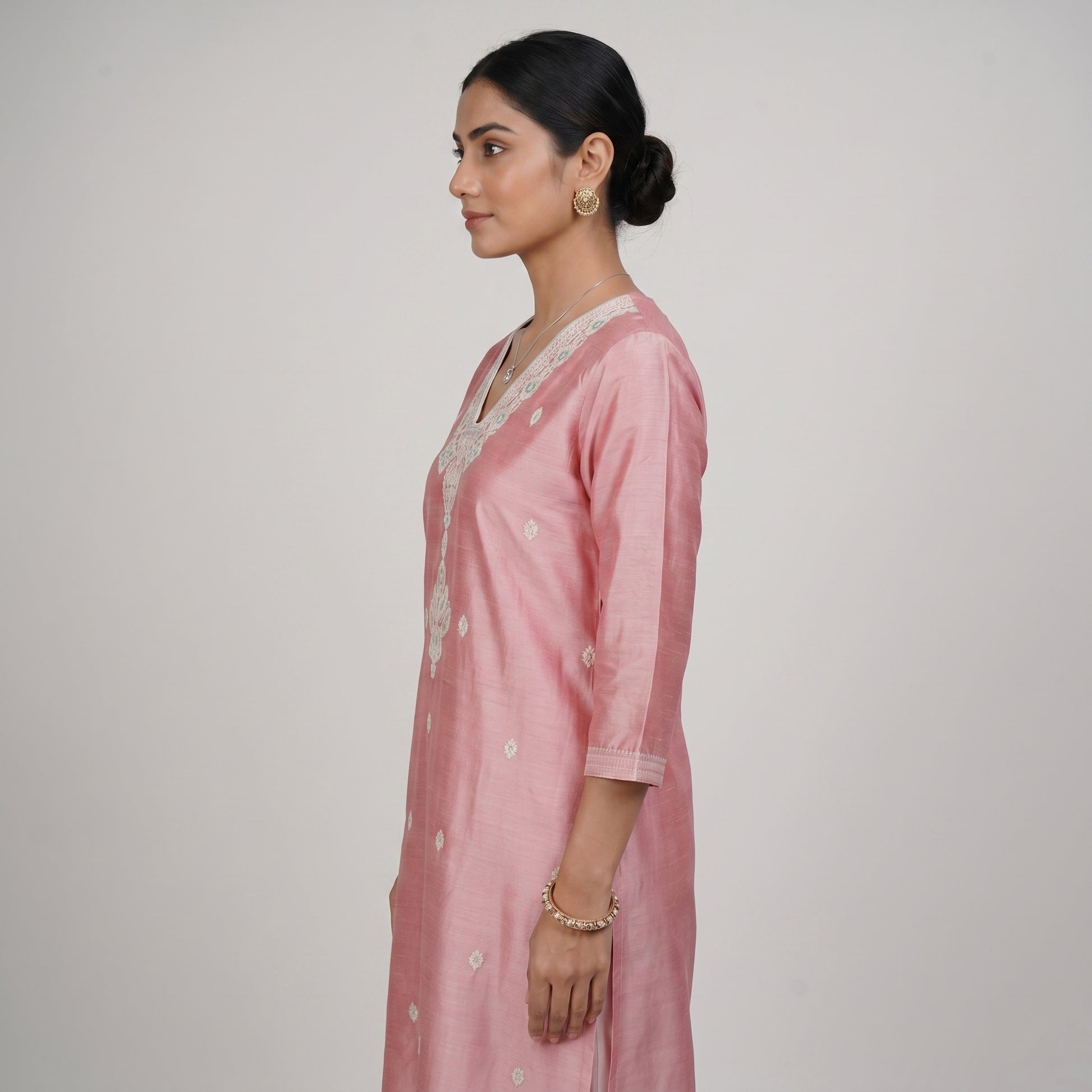 Embroidered V-Neck Straight Kurta